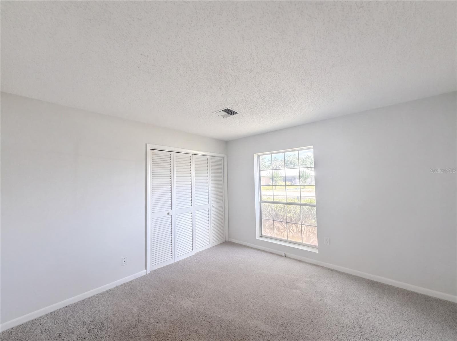 Single Family Residence at 613 4TH ST NE, FORT MEADE, photo 8 of 19