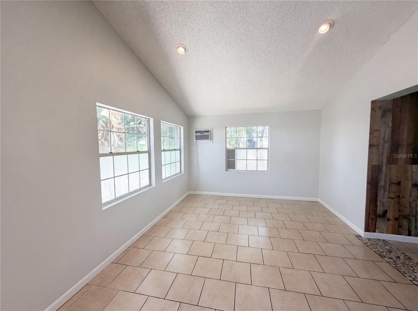 Single Family Residence at 613 4TH ST NE, FORT MEADE, photo 13 of 19