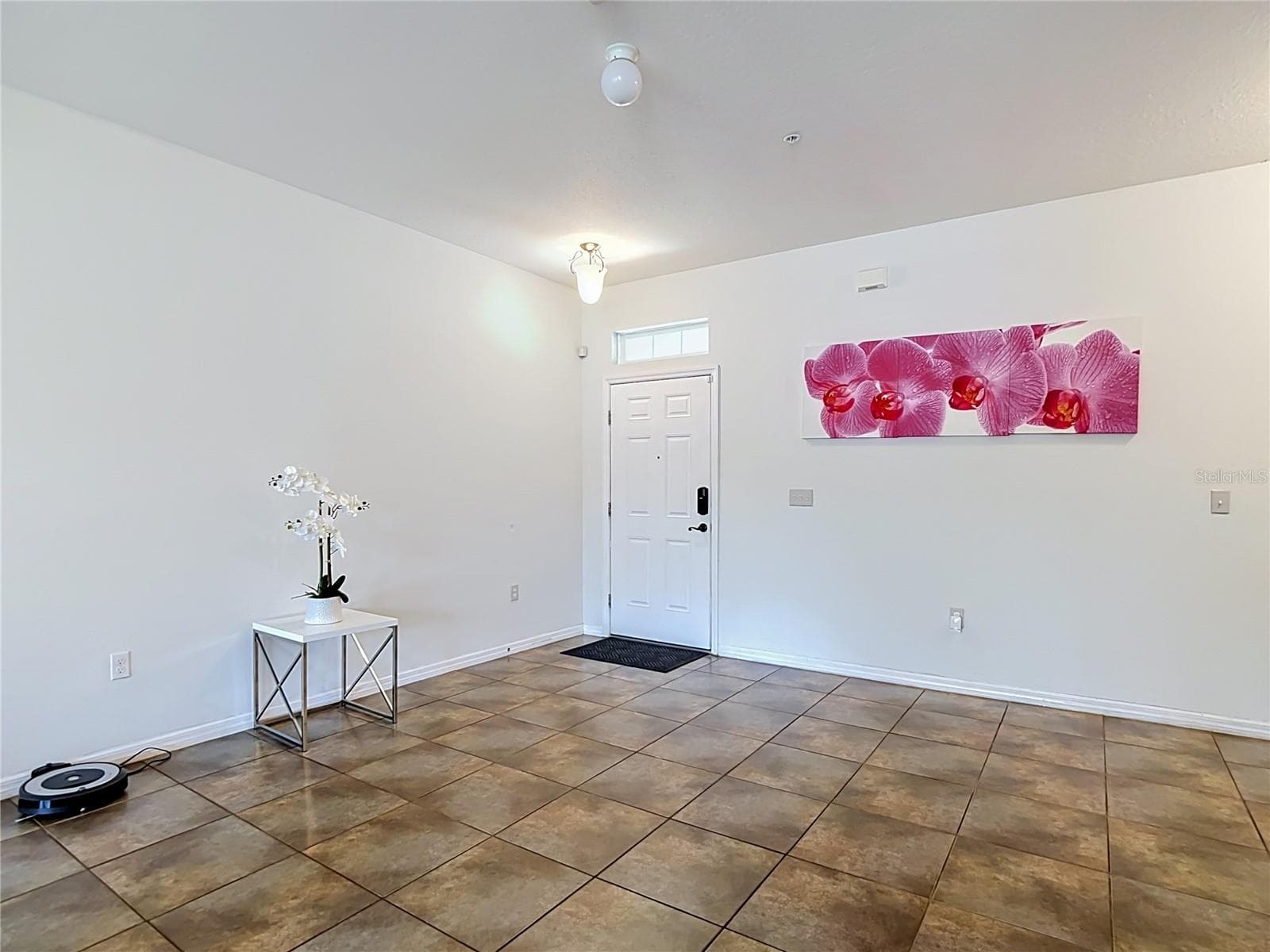 Townhouse at 8615 ANDALUCIA FIELD DR, TAMPA, photo 6 of 39