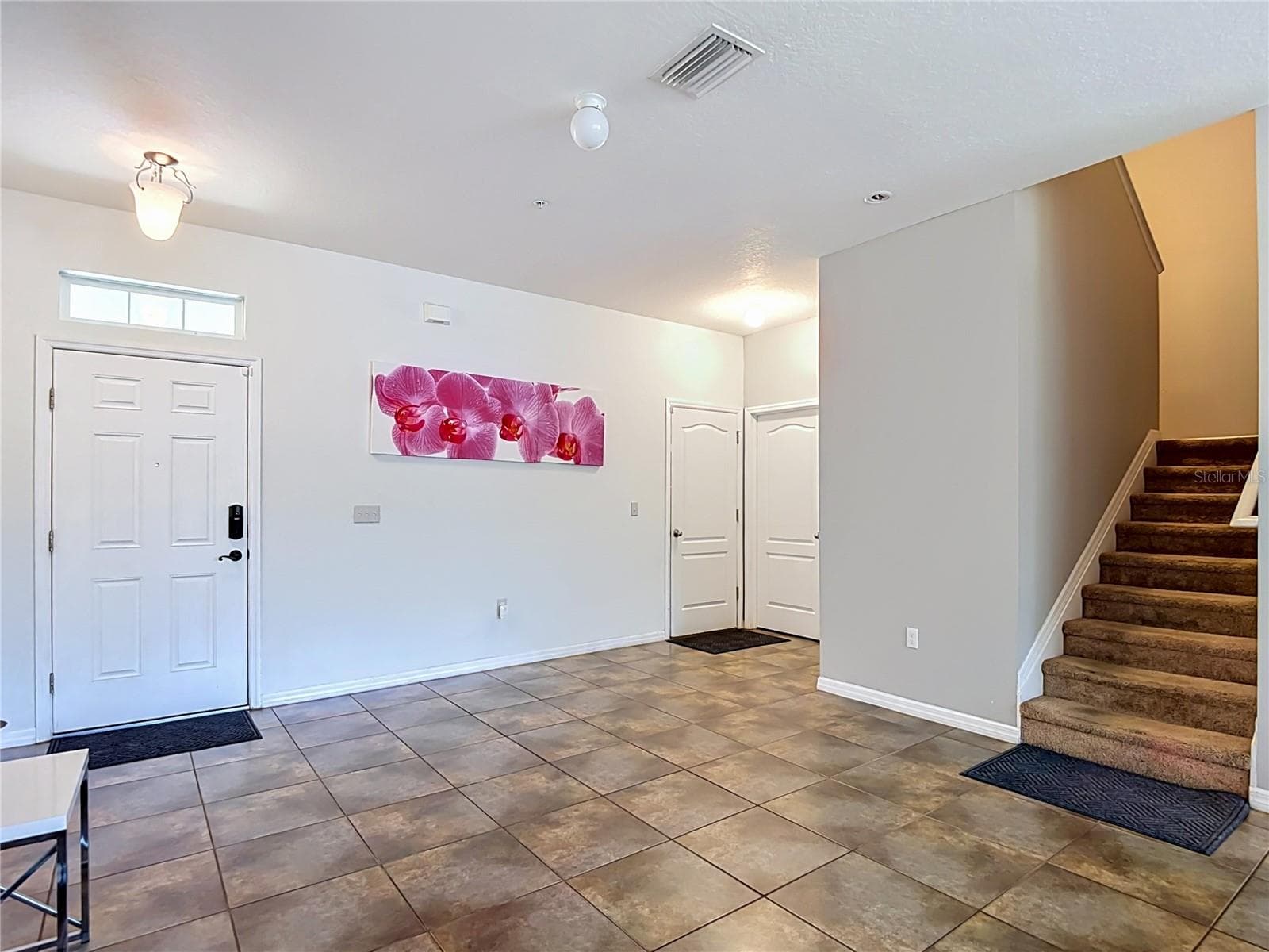 Townhouse at 8615 ANDALUCIA FIELD DR, TAMPA, photo 7 of 39