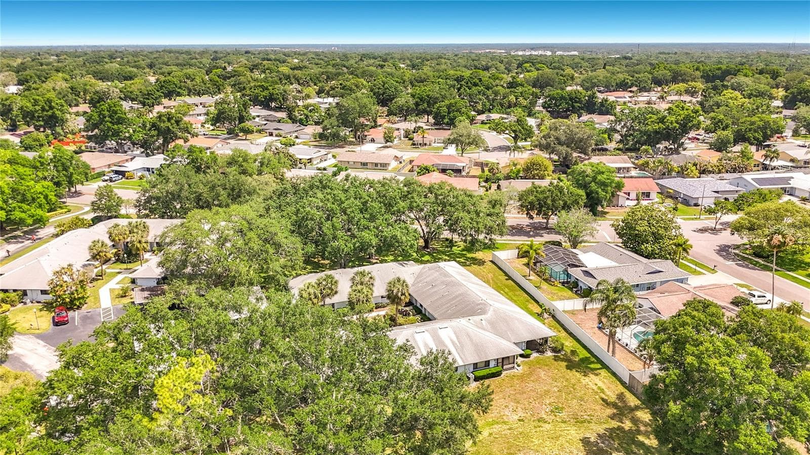 Condominium at 2733 COUNTRYSIDE BLVD #105, CLEARWATER, photo 5 of 43
