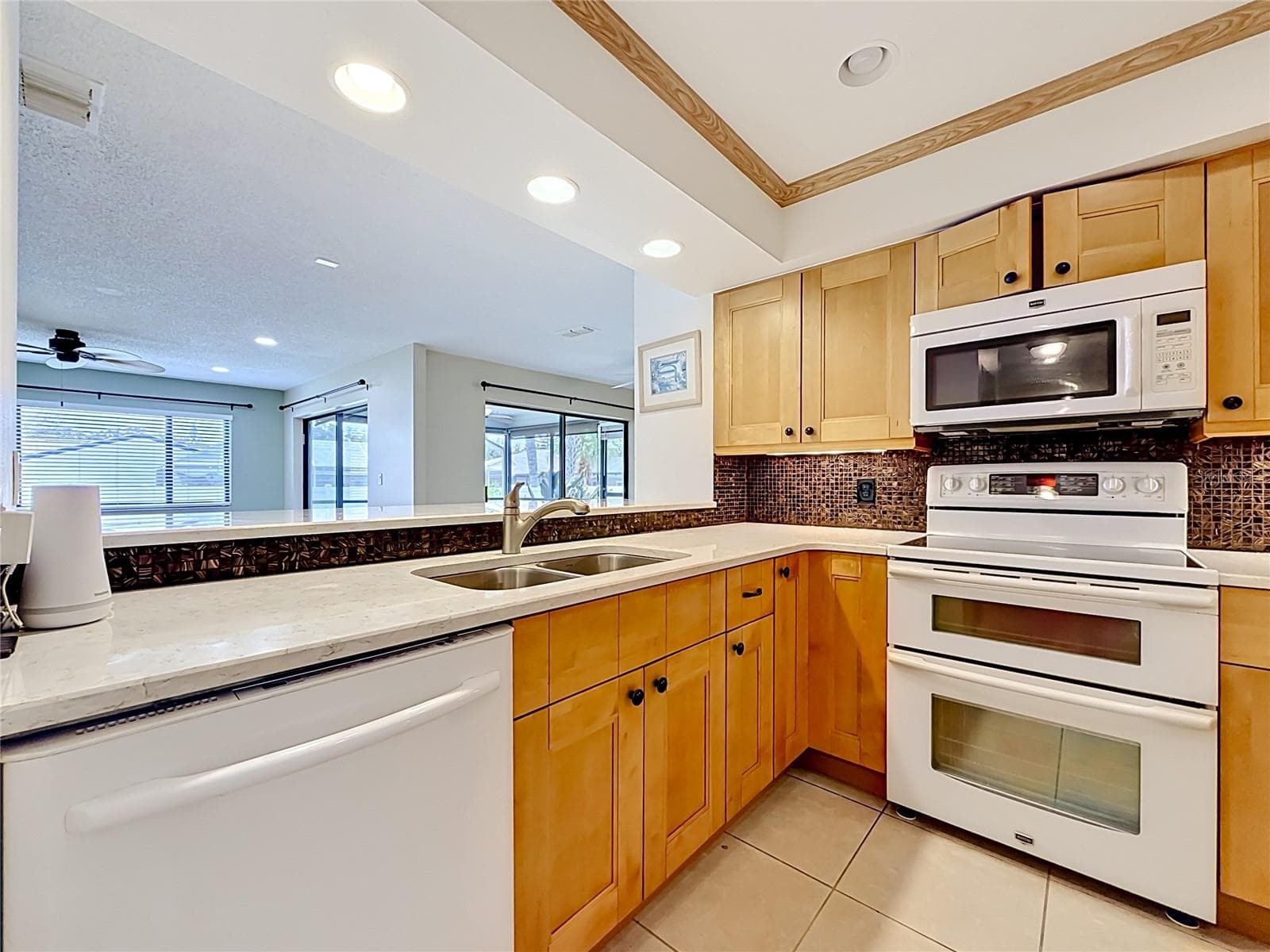 Condominium at 2733 COUNTRYSIDE BLVD #105, CLEARWATER, photo 12 of 43