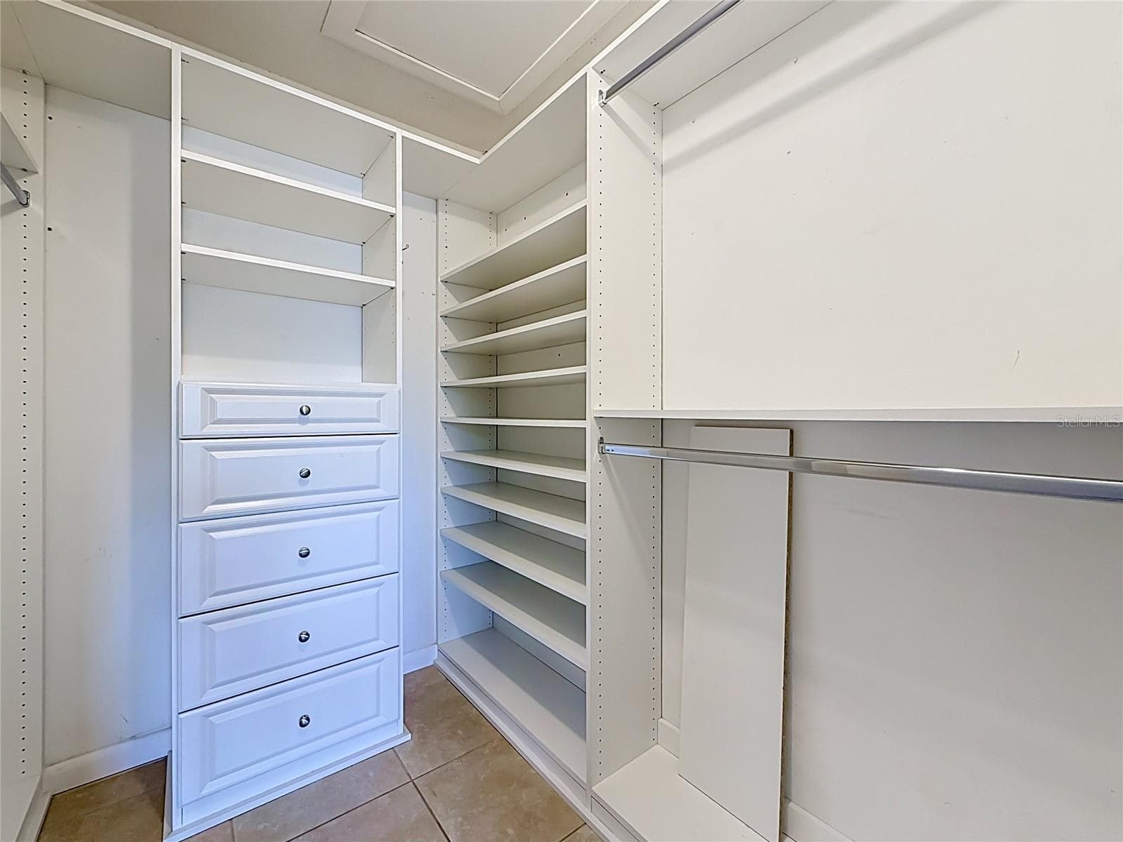 Condominium at 2733 COUNTRYSIDE BLVD #105, CLEARWATER, photo 20 of 43