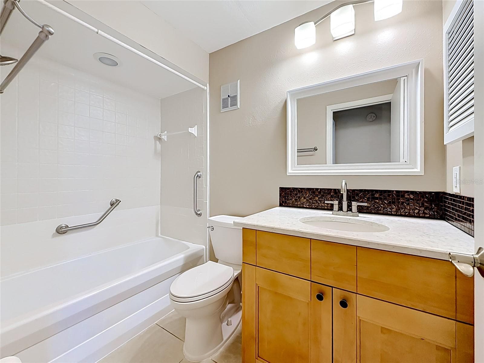 Condominium at 2733 COUNTRYSIDE BLVD #105, CLEARWATER, photo 27 of 43