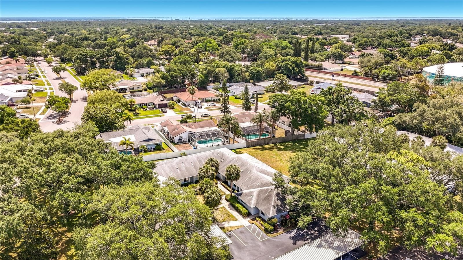 Condominium at 2733 COUNTRYSIDE BLVD #105, CLEARWATER, photo 41 of 43