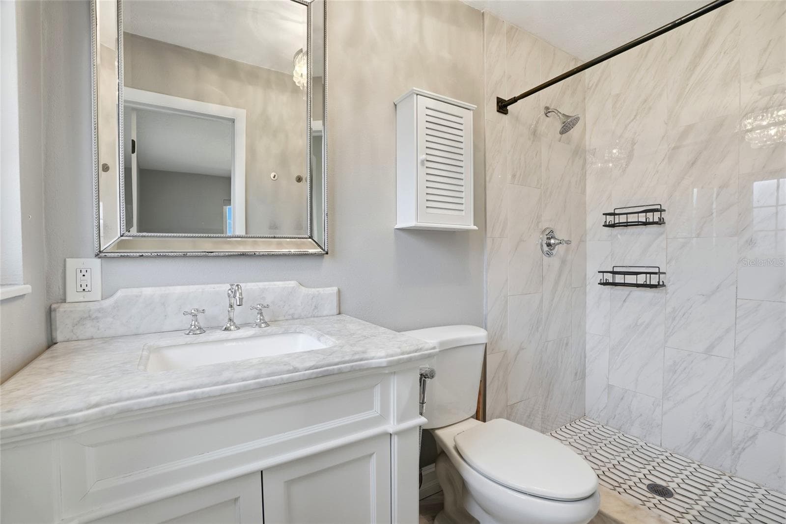 Single Family Residence at 1349 VIEWTOP DR, CLEARWATER, photo 19 of 31