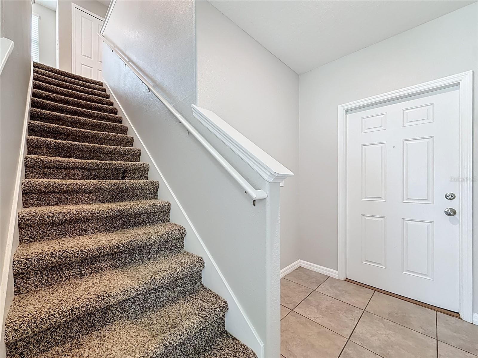 Single Family Residence at 7405 EVENING PRIMROSE CT, TAMPA, photo 8 of 59