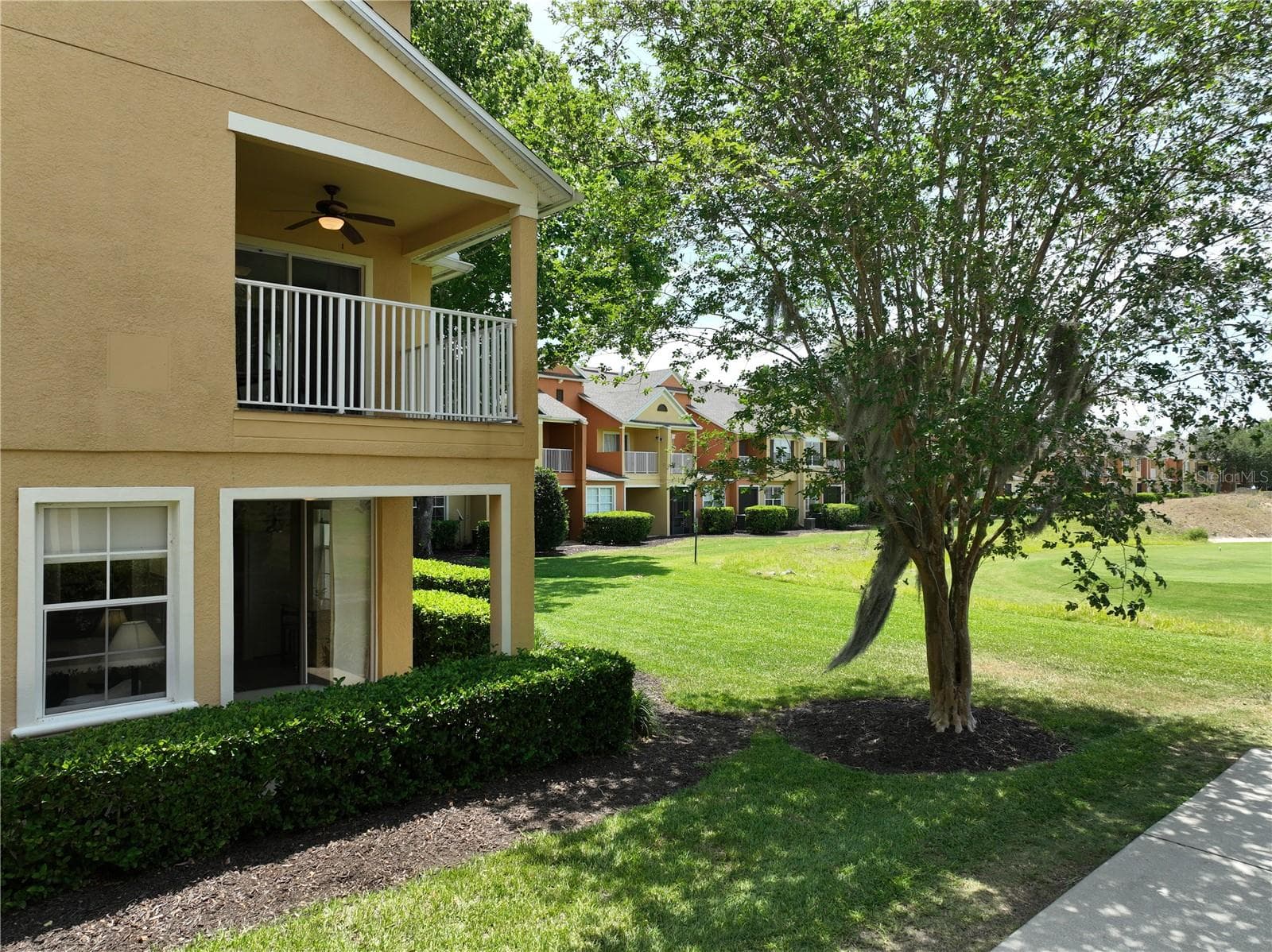 Townhouse at 7586 ASSEMBLY LN, REUNION, photo 5 of 93