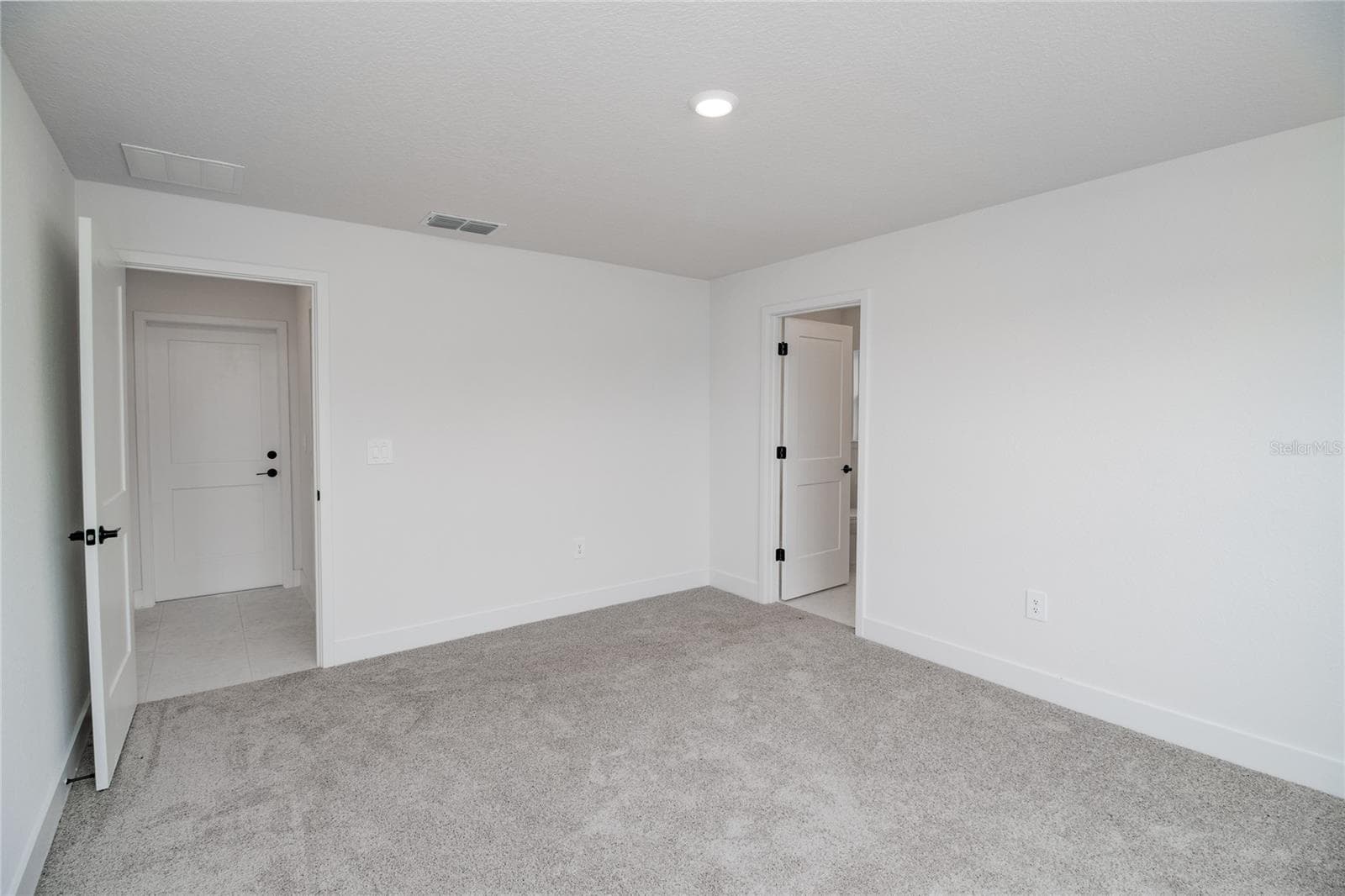 Single Family Residence at 1218 HICKORY NUT DR, LAKE WALES, photo 11 of 22