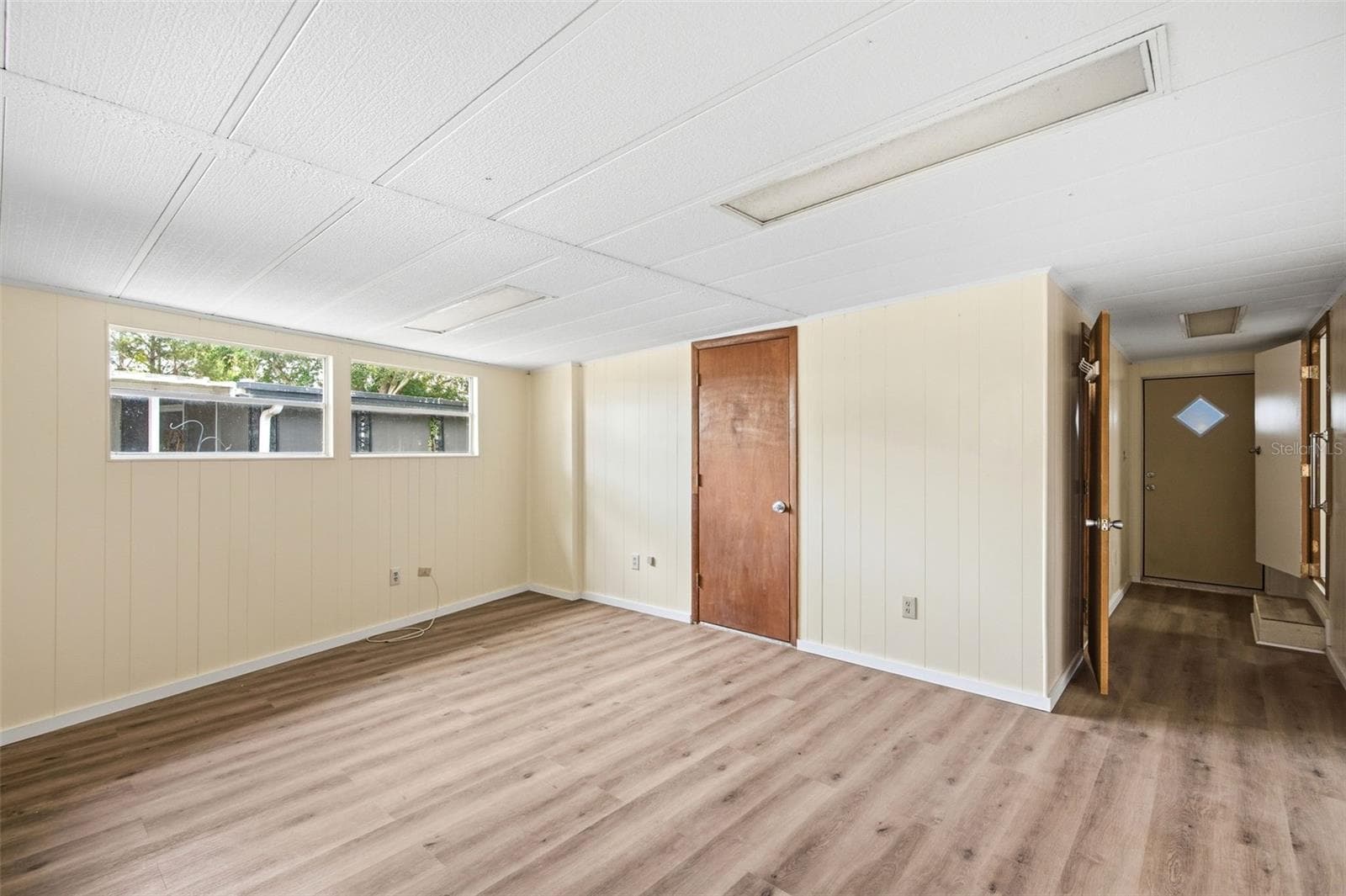 FLEX SPACE - 14742 MANDARIN ST, TAVARES