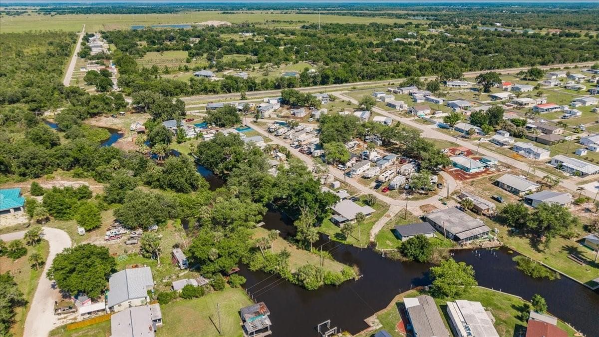 Mixed Use at 29208 SNOOK CIR, PUNTA GORDA, photo 8 of 15