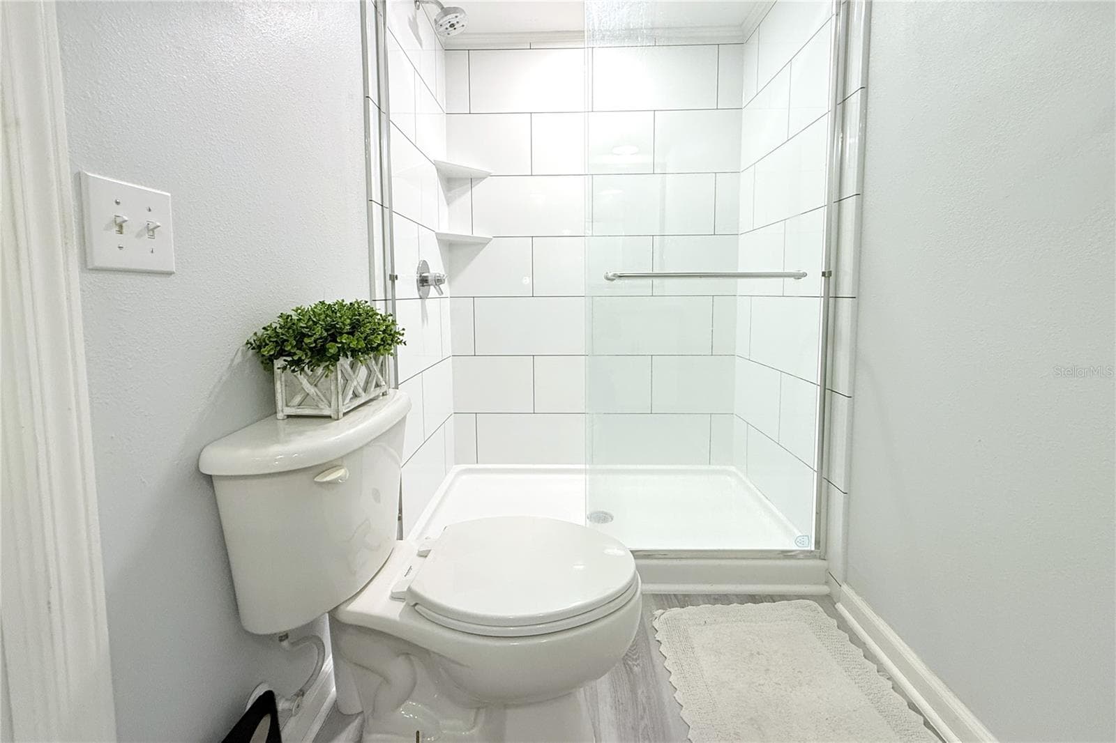 Bath master - 5307 TERRAZA CT, TEMPLE TERRACE