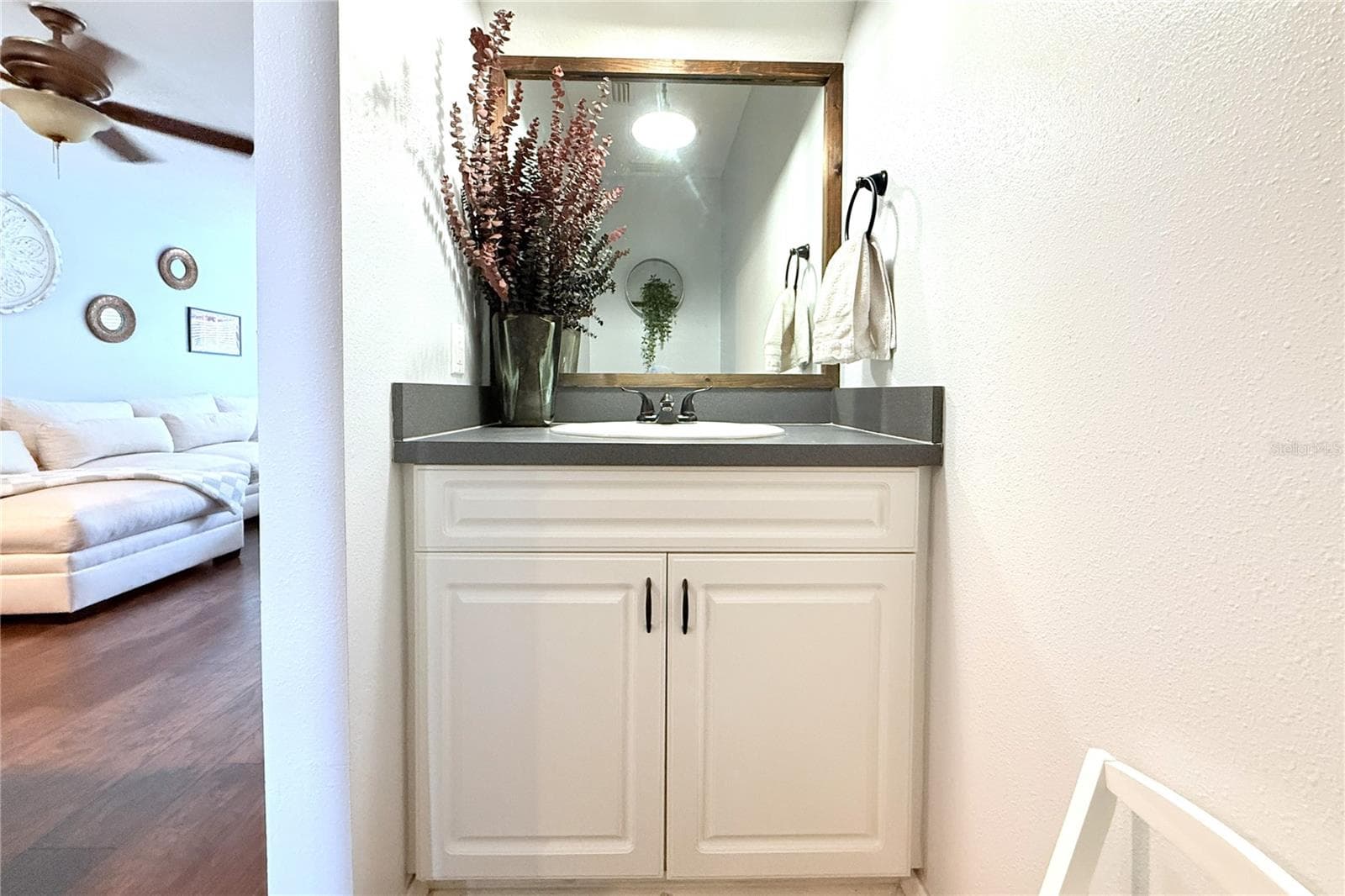 2th bath - 5307 TERRAZA CT, TEMPLE TERRACE