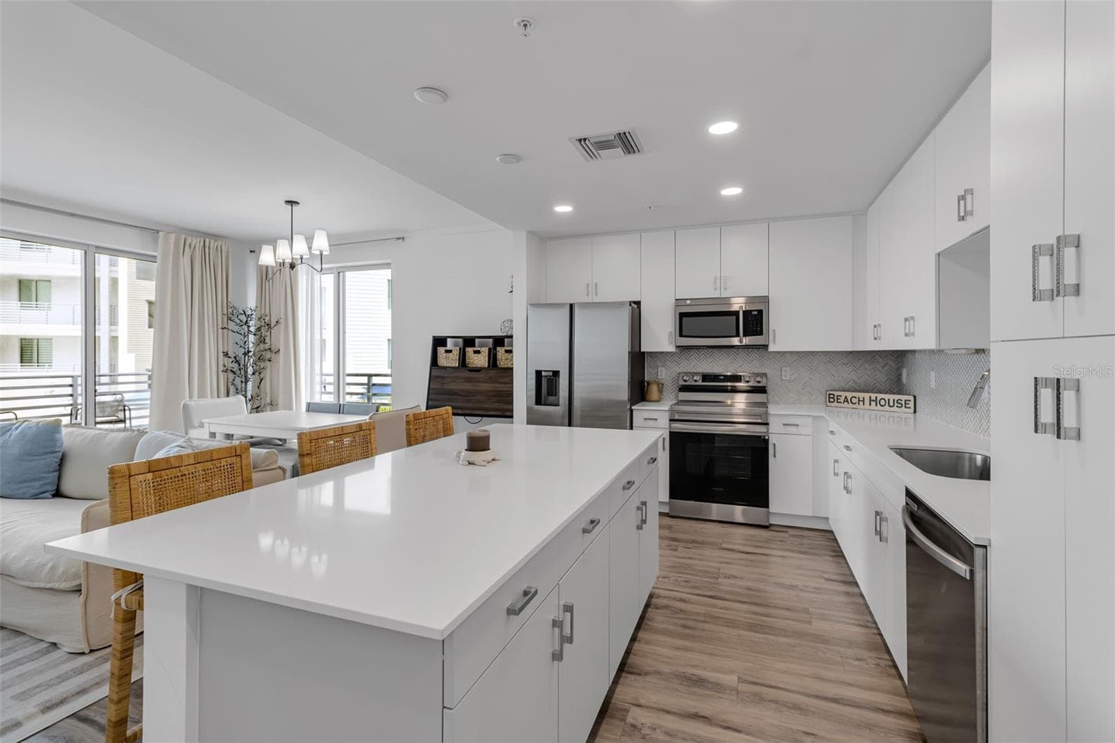 Condominium at 1703 N TAMIAMI TRL #211, SARASOTA, photo 3 of 50
