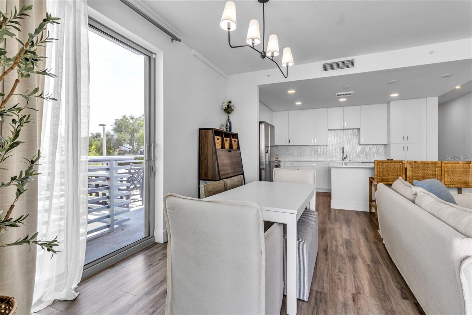 Condominium at 1703 N TAMIAMI TRL #211, SARASOTA, photo 13 of 50