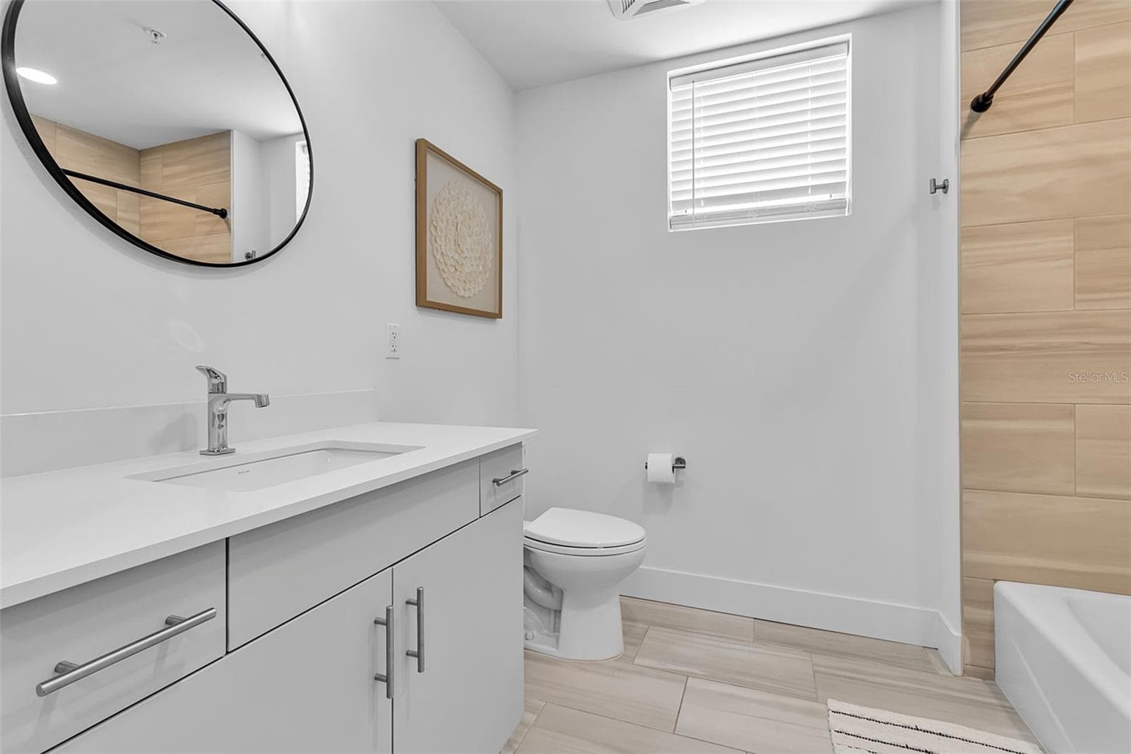 Bathroom 2 - 1703 N TAMIAMI TRL #211, SARASOTA
