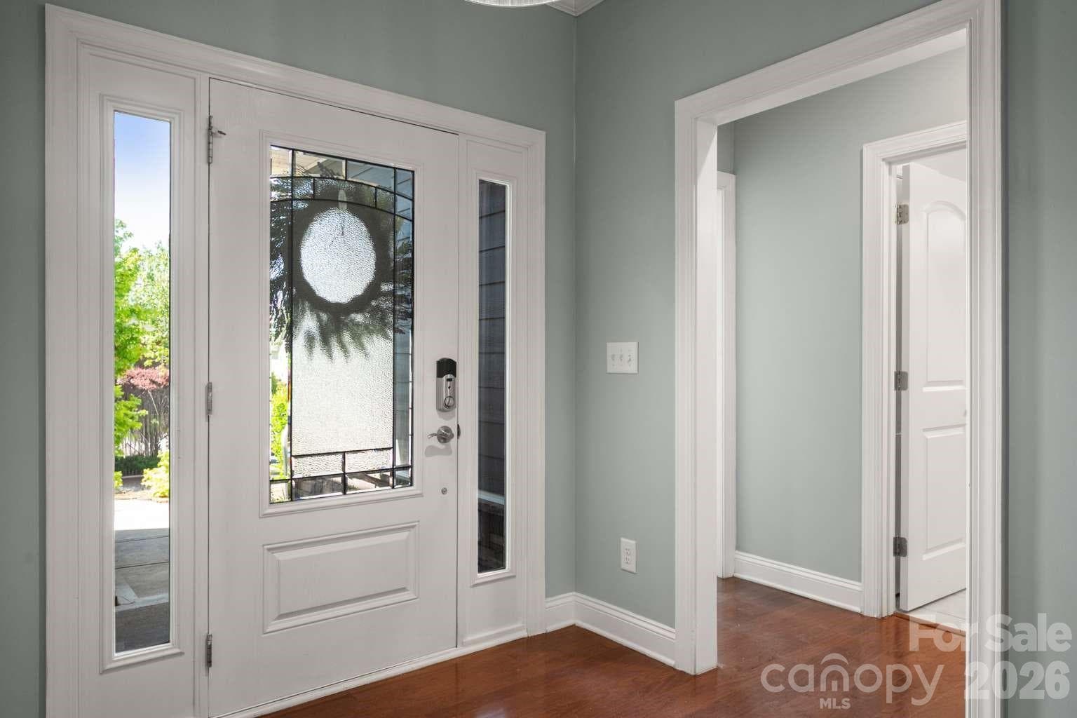 Single Family Residence at 520 Trillium Way, Belmont, photo 4 of 40
