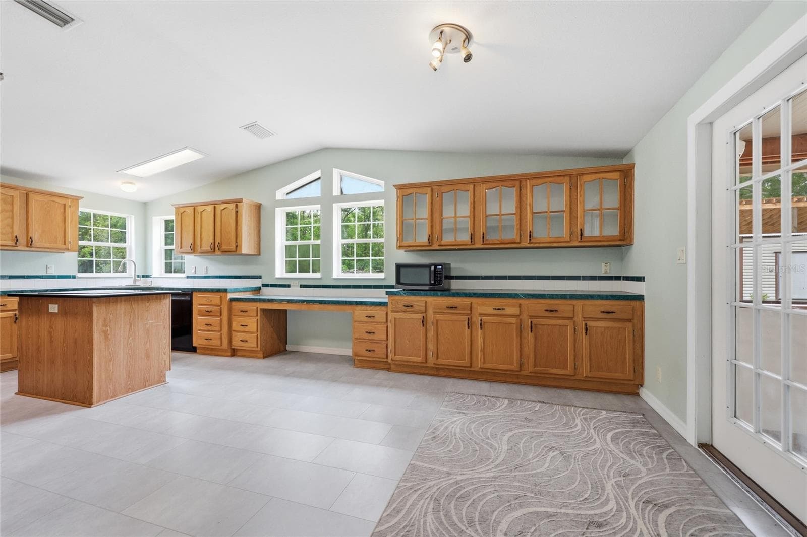 Kitchen - 9528 NW 235TH TER, ALACHUA