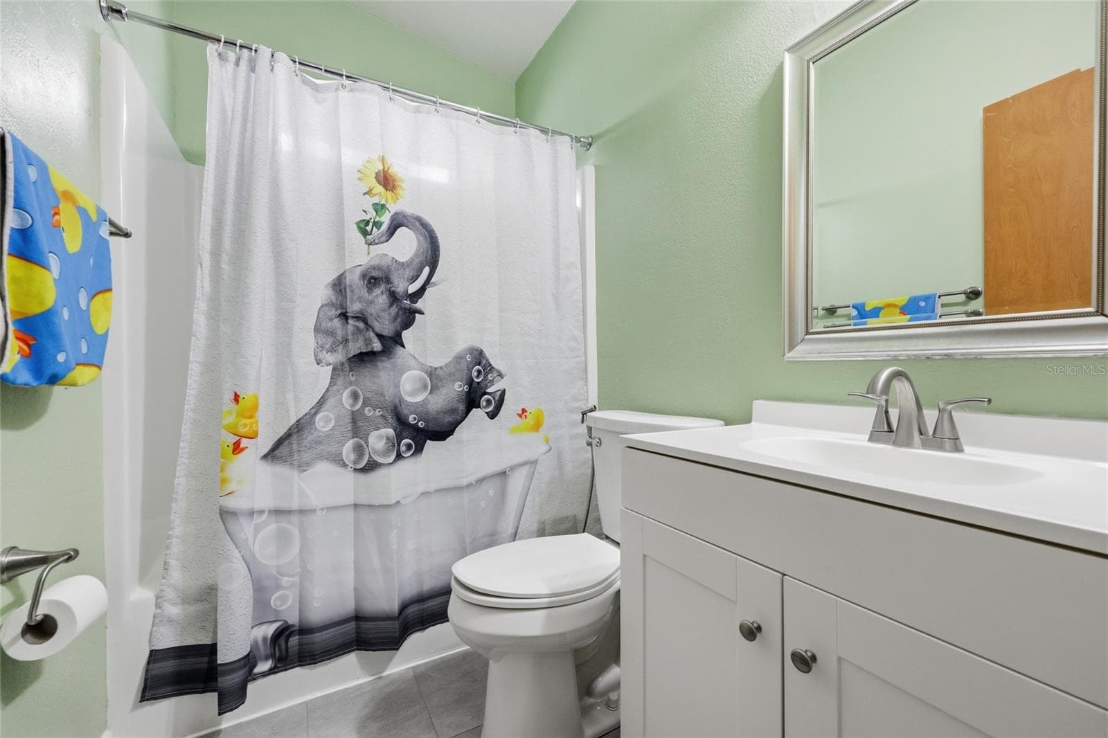 Hall Bath - 9528 NW 235TH TER, ALACHUA