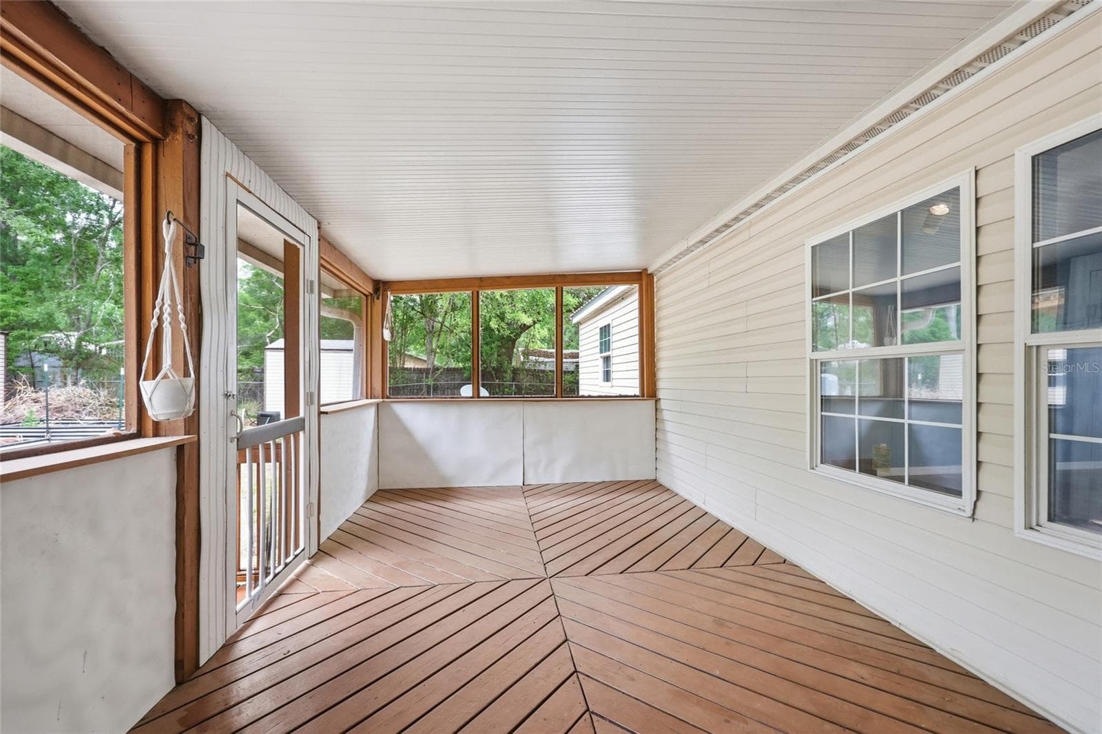 Back Porch - 9528 NW 235TH TER, ALACHUA