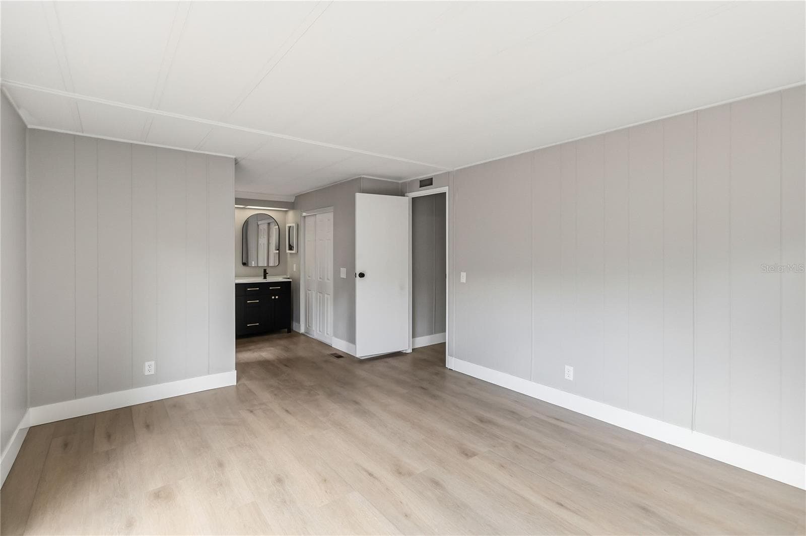 Mobile Home at 518 W PLANTATION BLVD, LAKE MARY, photo 16 of 27