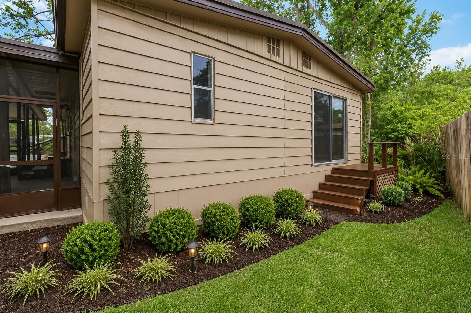 Mobile Home at 518 W PLANTATION BLVD, LAKE MARY, photo 19 of 27