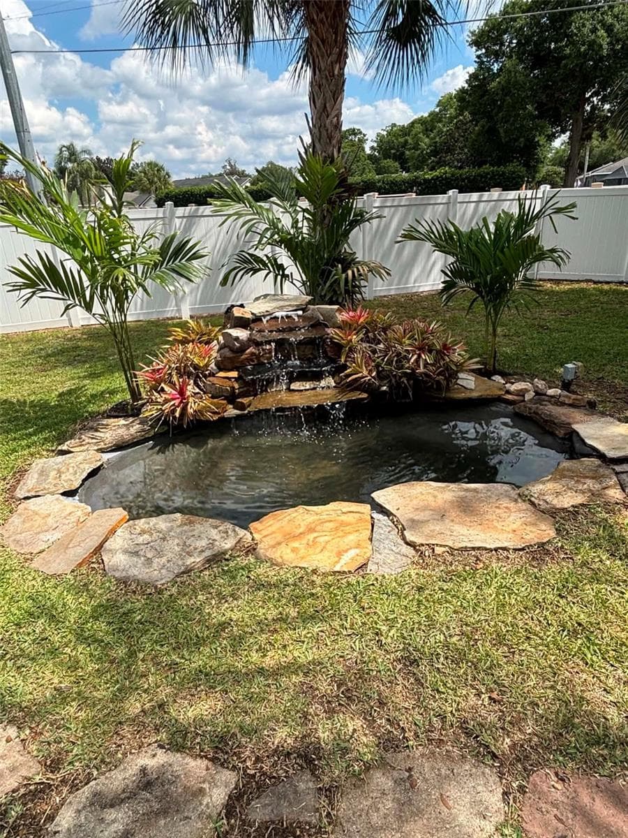 Single Family Residence at 5358 MONTSERRAT DR, LAKELAND, photo 5 of 29