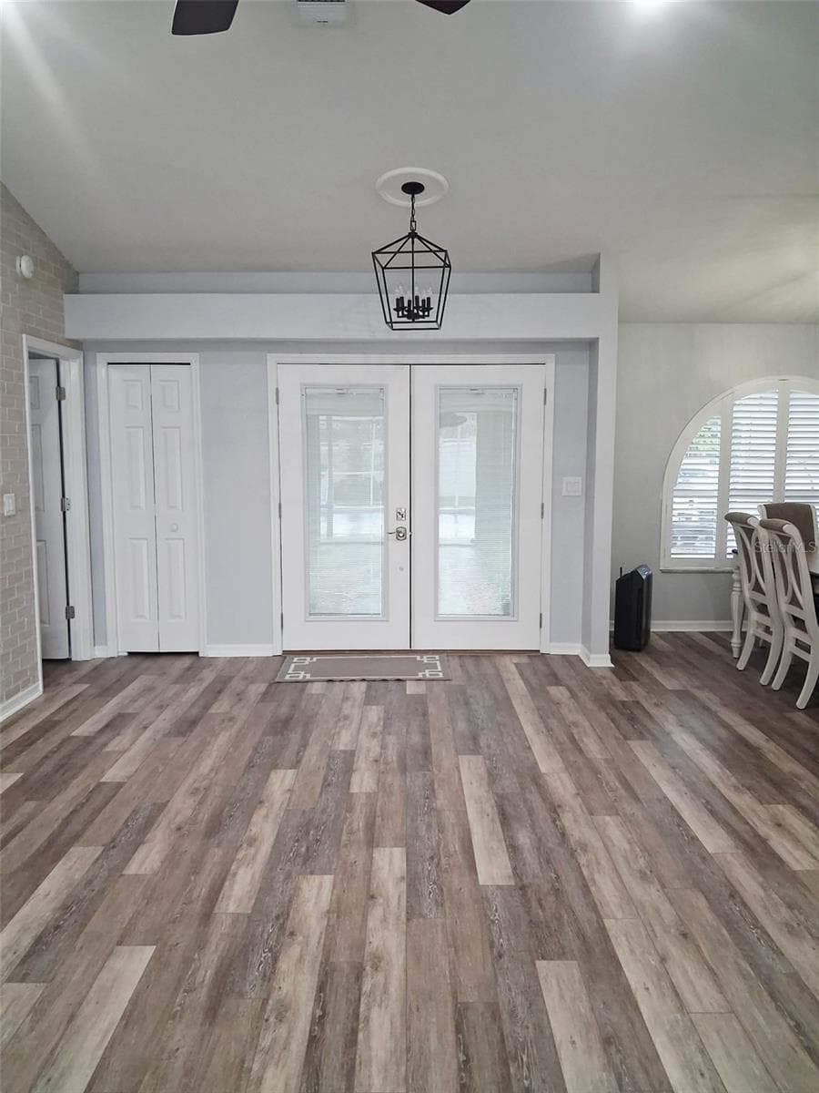 Single Family Residence at 5358 MONTSERRAT DR, LAKELAND, photo 11 of 29