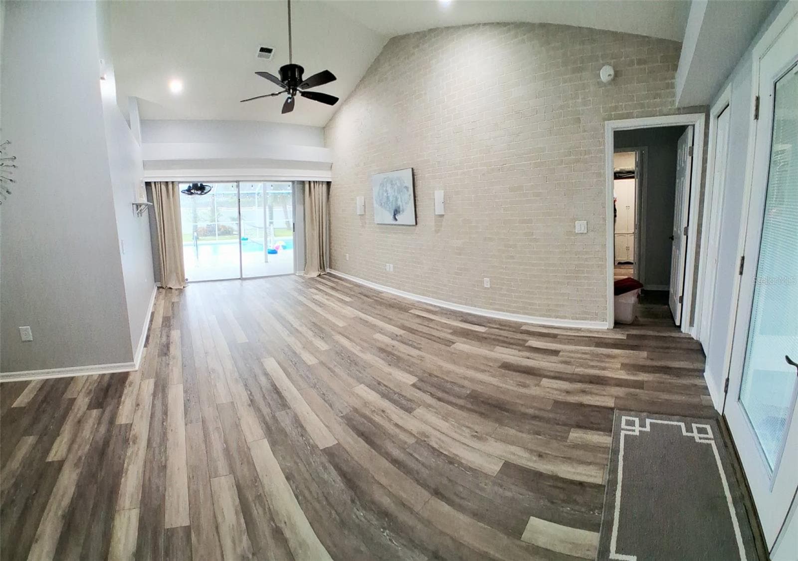 Single Family Residence at 5358 MONTSERRAT DR, LAKELAND, photo 12 of 29