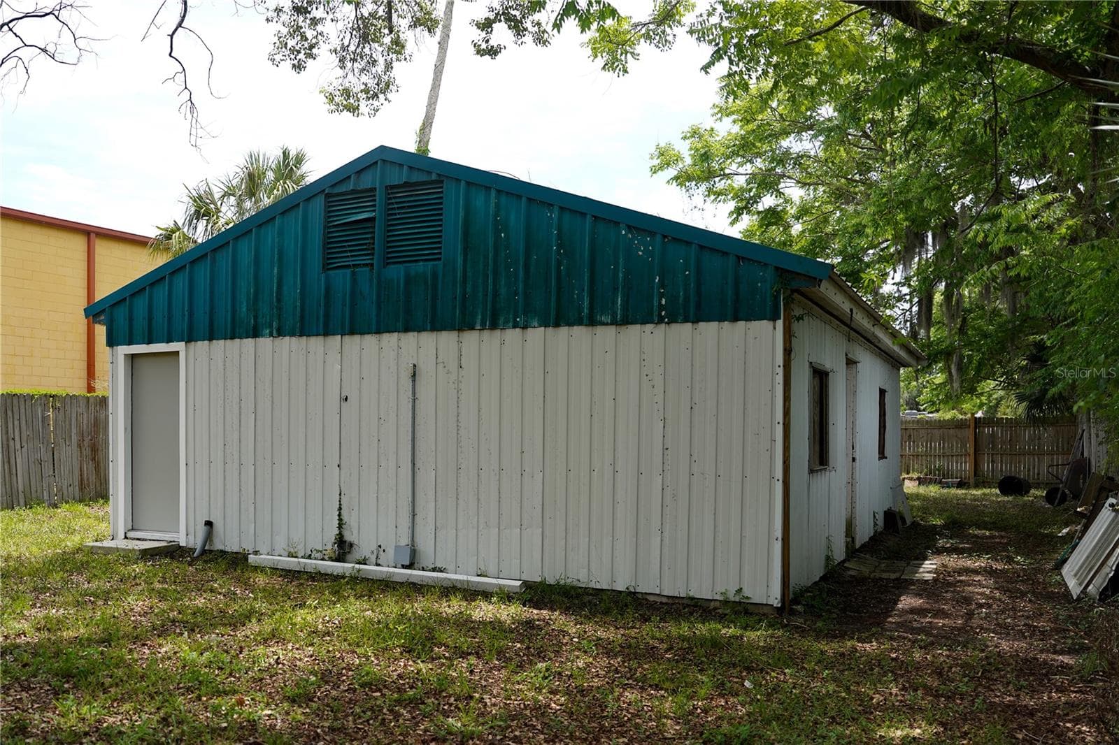 Detached Building - 1004 TALTON AVE, DELAND