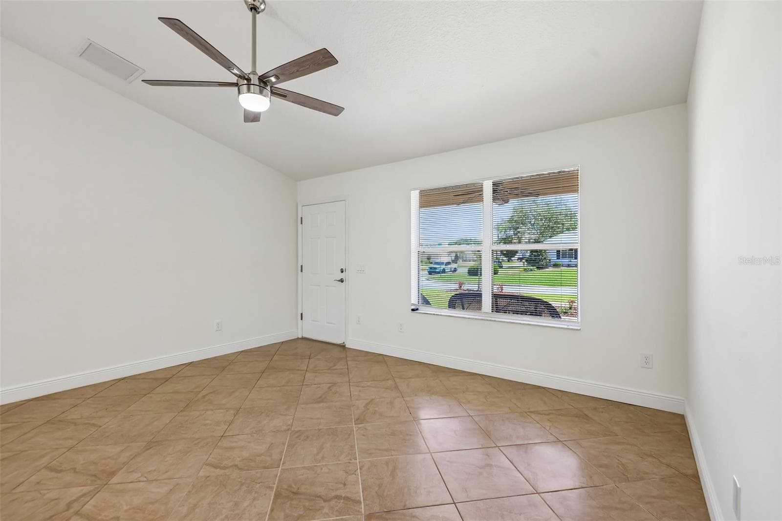 Living Room - 1000 KENOVA AVE, THE VILLAGES
