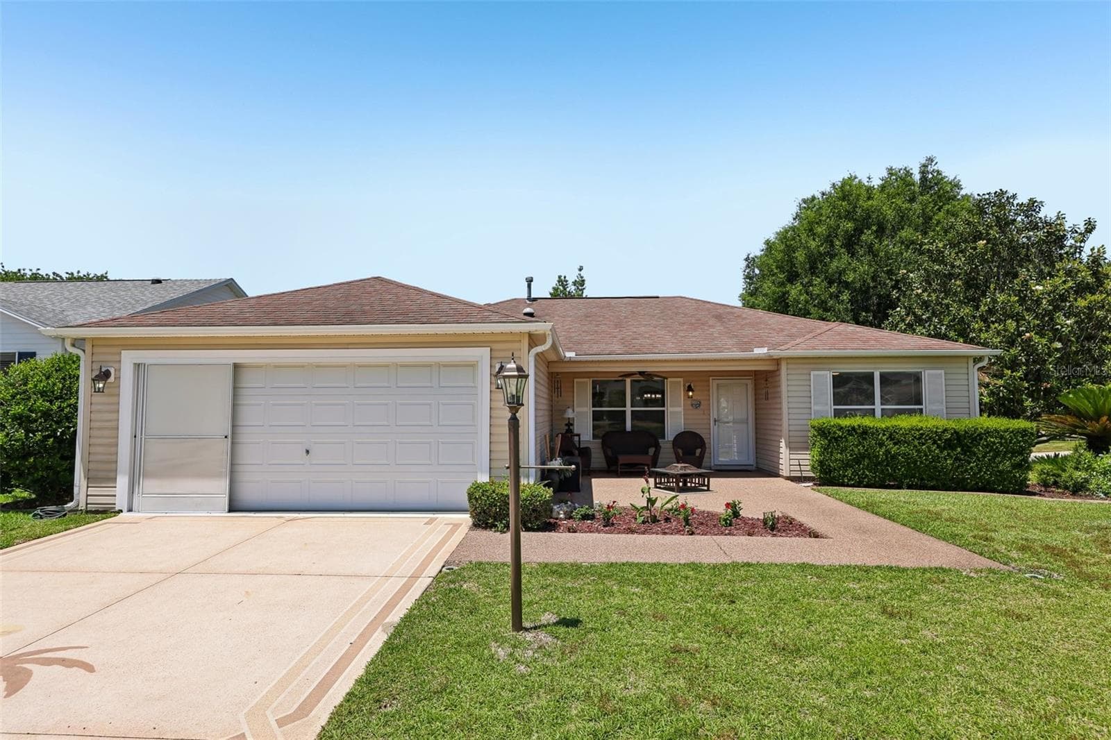 Front - 1000 KENOVA AVE, THE VILLAGES