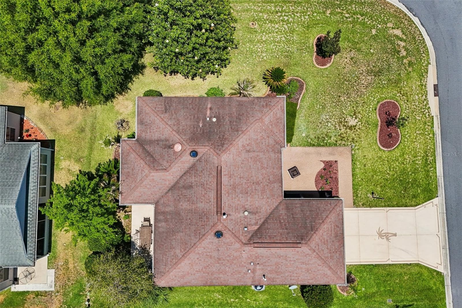 Directly Overhead - 1000 KENOVA AVE, THE VILLAGES