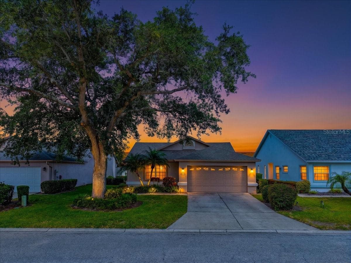 Single Family Residence at 4734 RAINTREE STREET CIR E, BRADENTON, photo 4 of 56