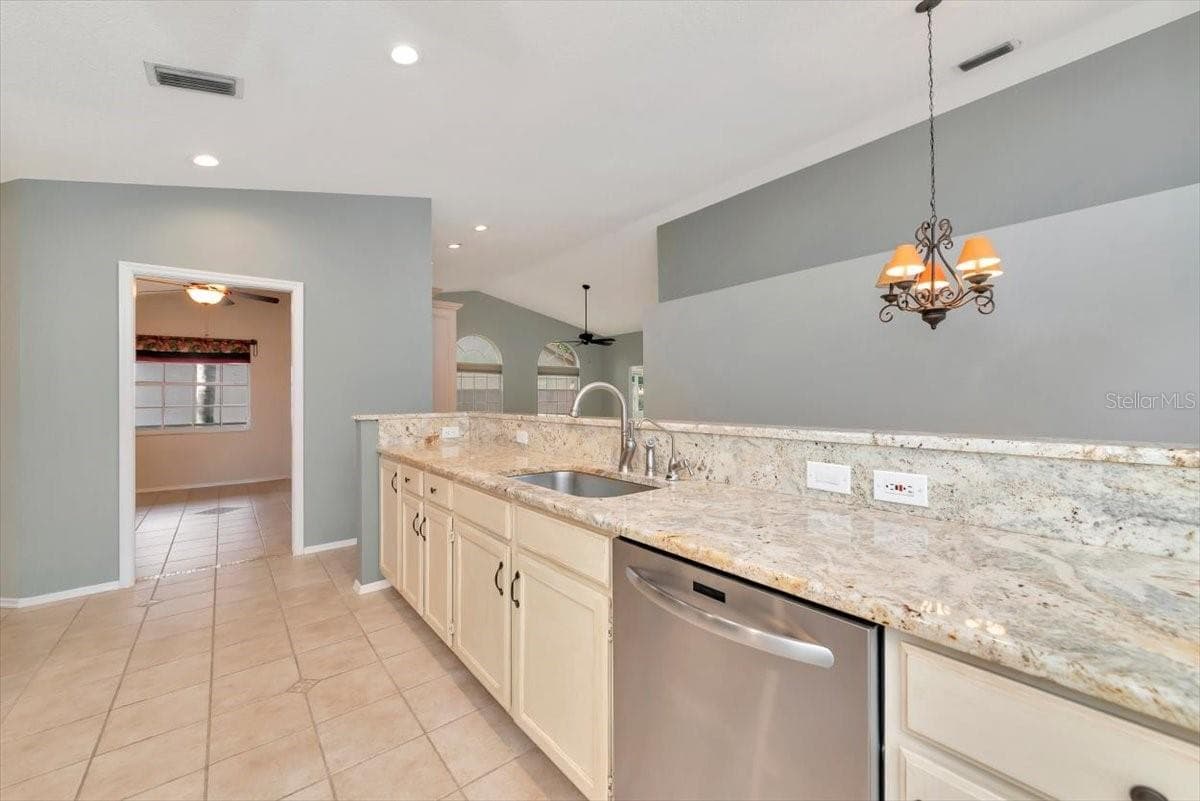 Single Family Residence at 4734 RAINTREE STREET CIR E, BRADENTON, photo 19 of 56