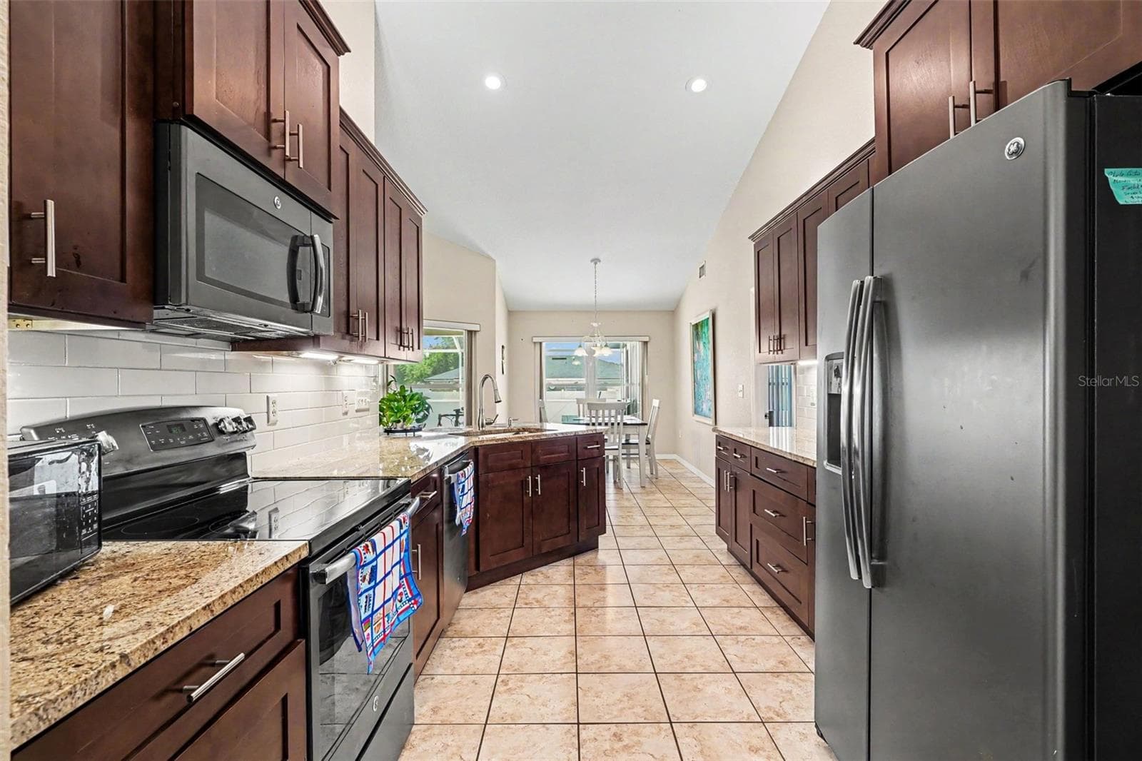 Single Family Residence at 113 SHADDOCK DR, AUBURNDALE, photo 3 of 30