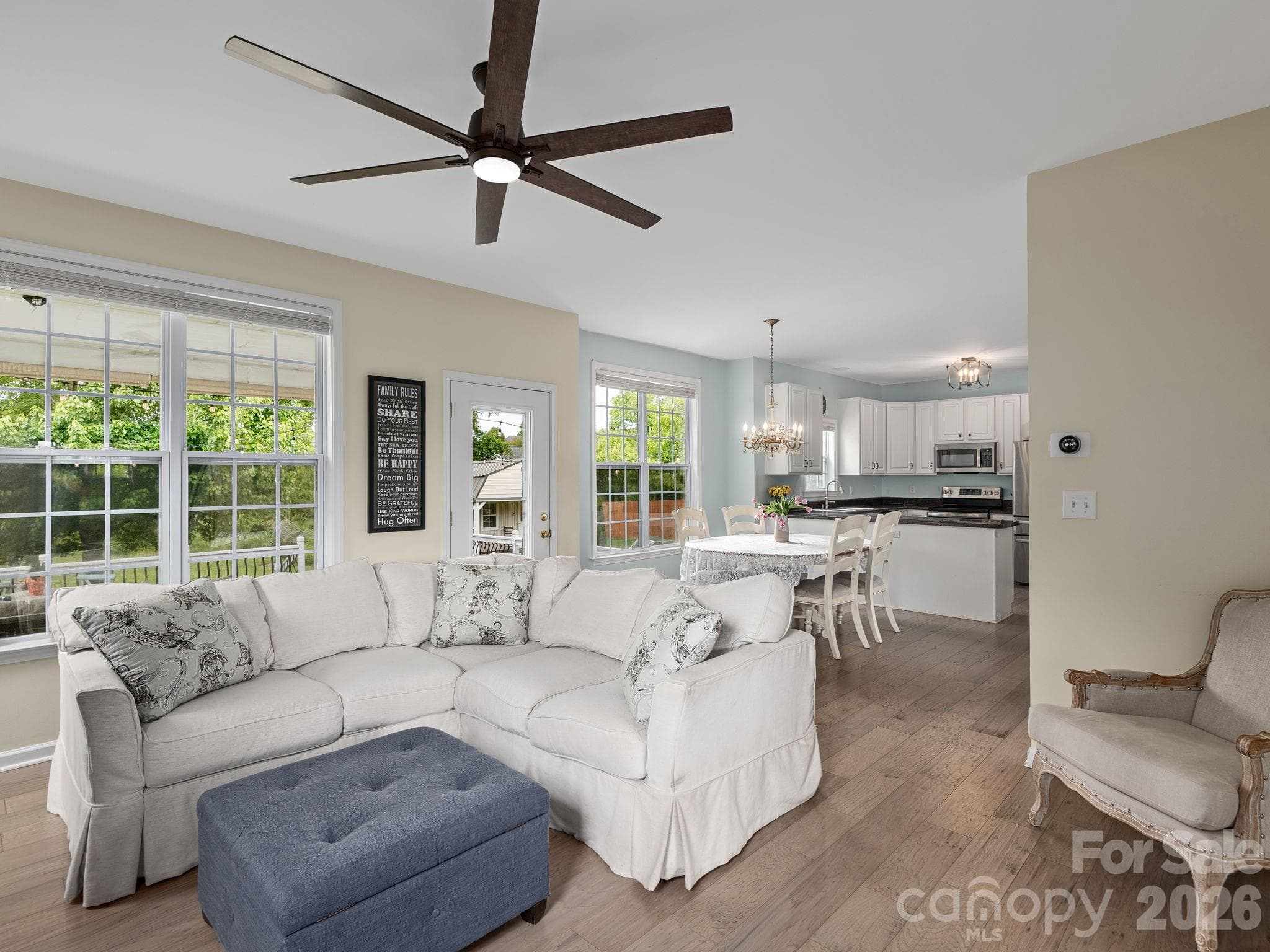 Great Room adjacent to kitchen - 288 Walnut Crest Road, Fletcher