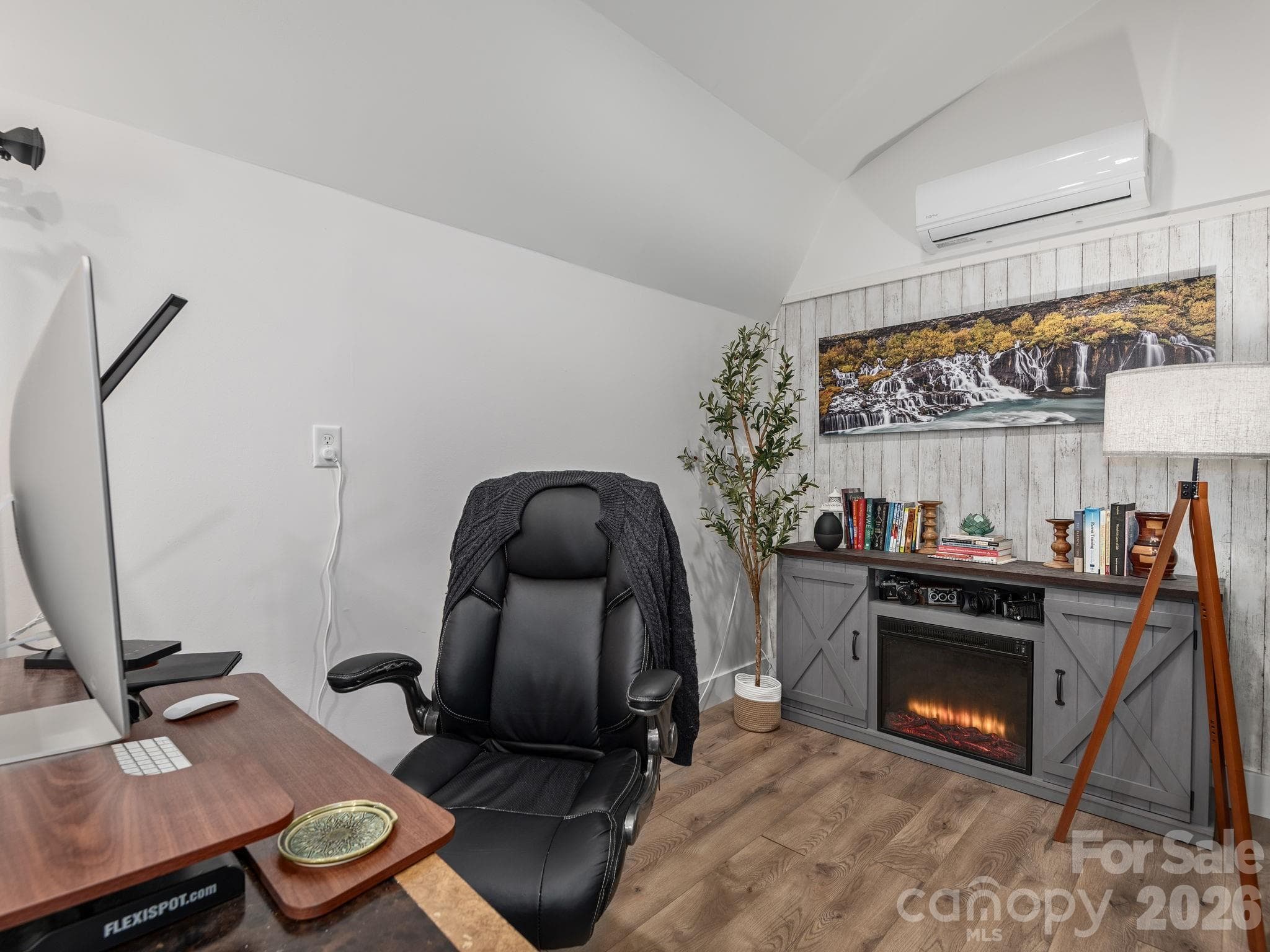 Interior of Cottage/ADU - 288 Walnut Crest Road, Fletcher