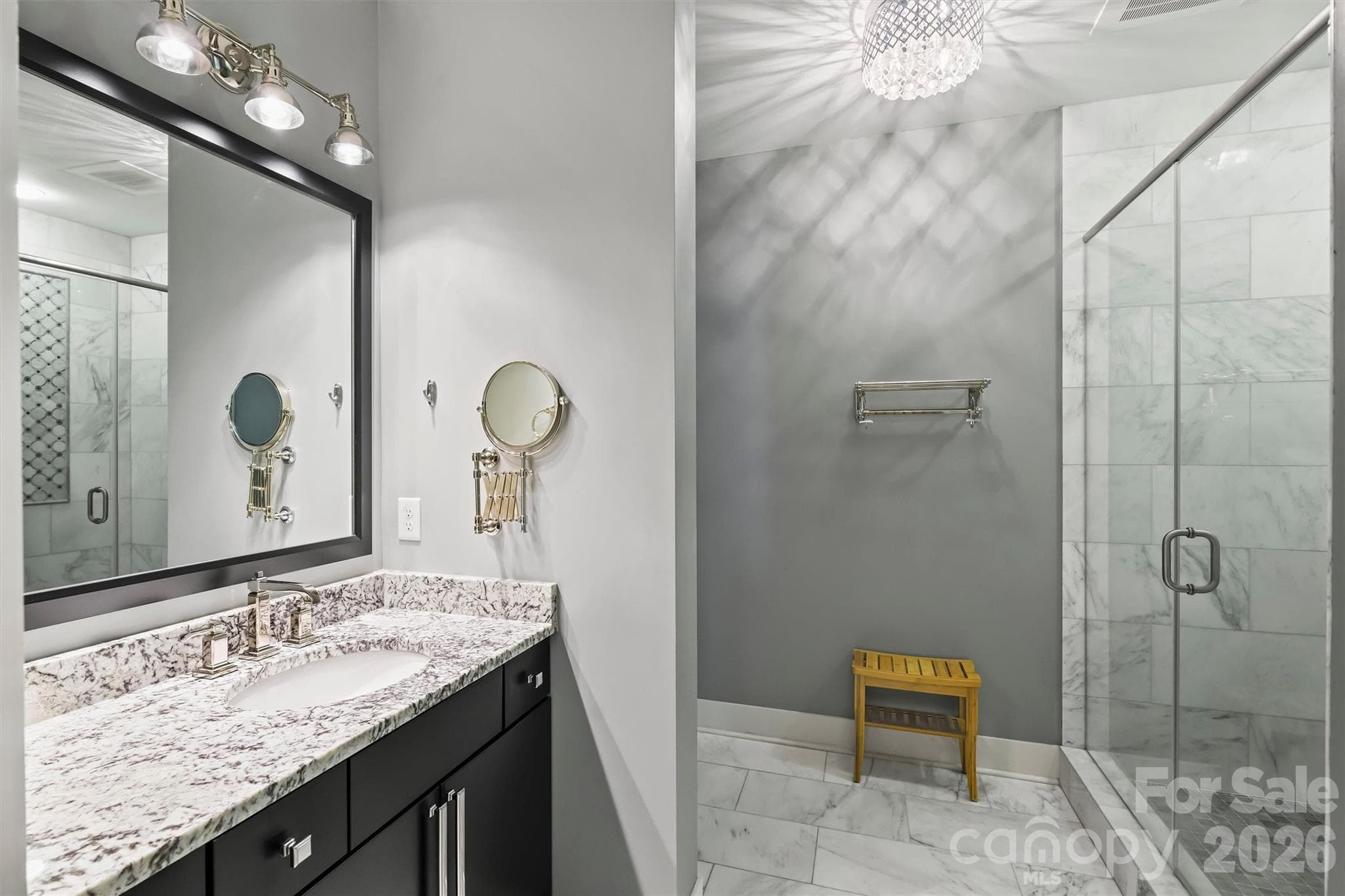 Ensuite Bathroom - Charlotte