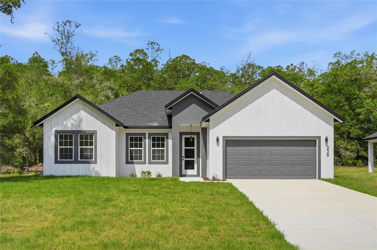 238 E CALDWELL DR