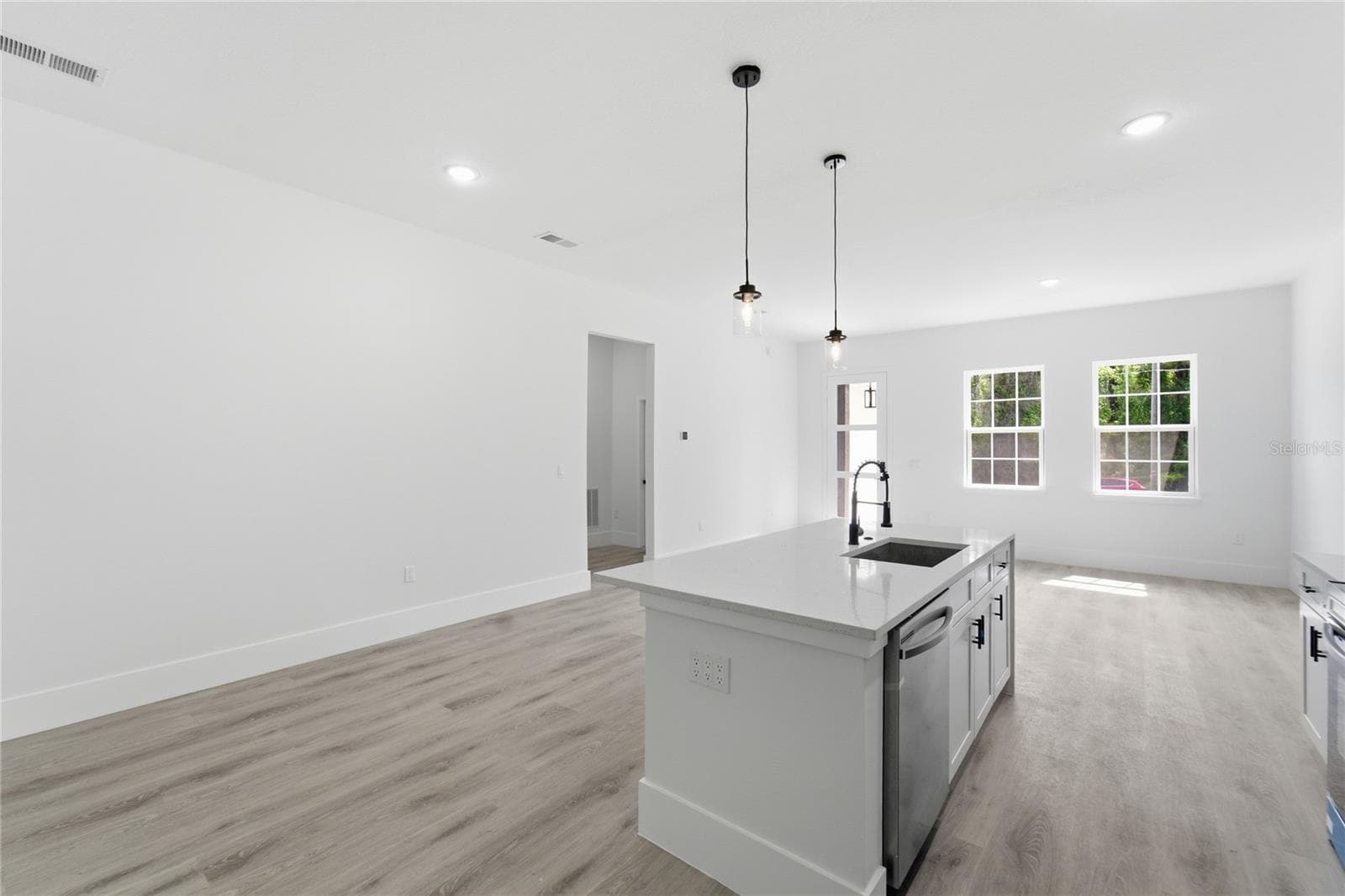 Single Family Residence at 238 E CALDWELL DR, DUNNELLON, photo 11 of 39