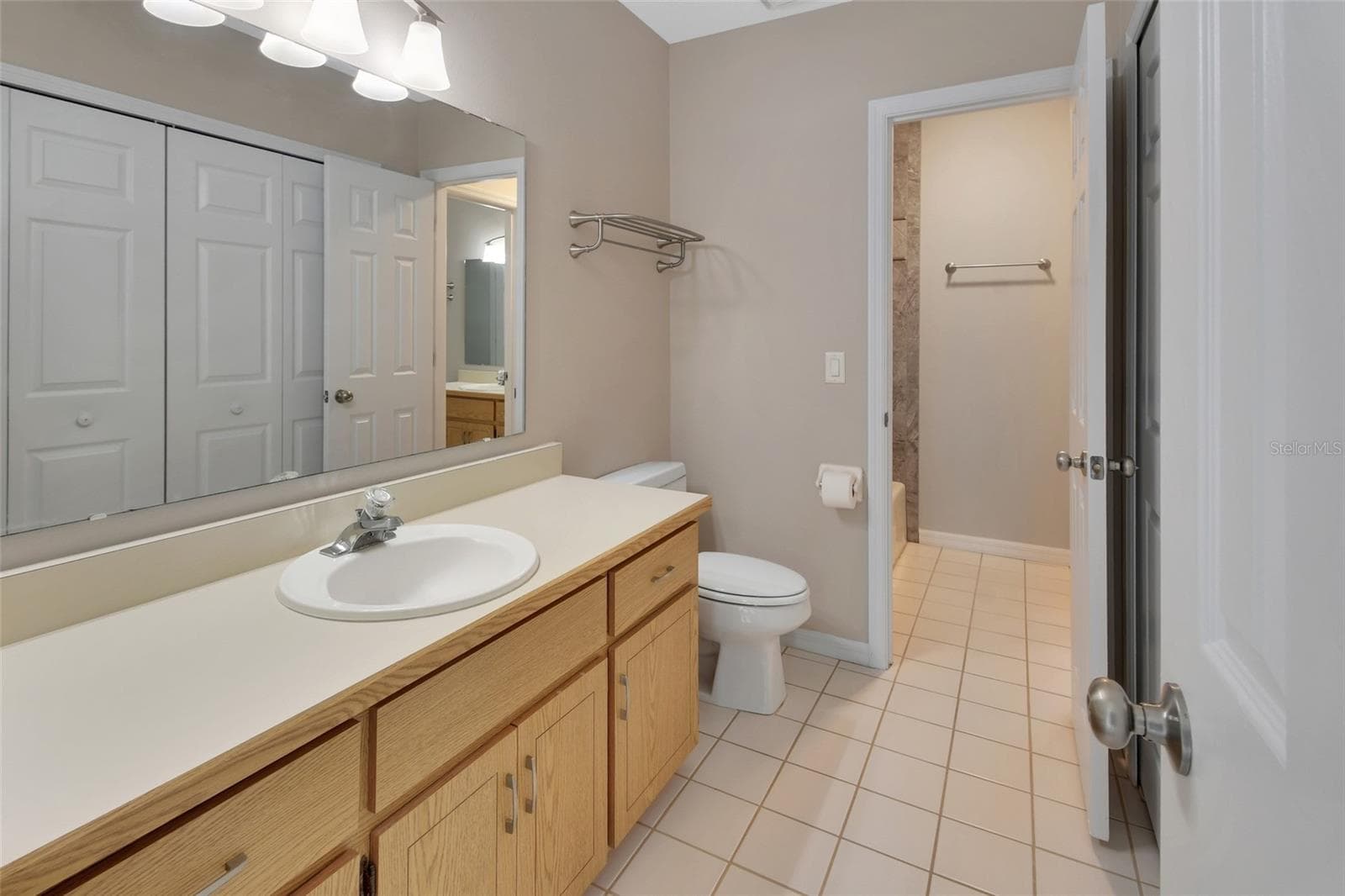 Bedroom 2 bathroom. - 2919 REVERE PL #2919, DELAND