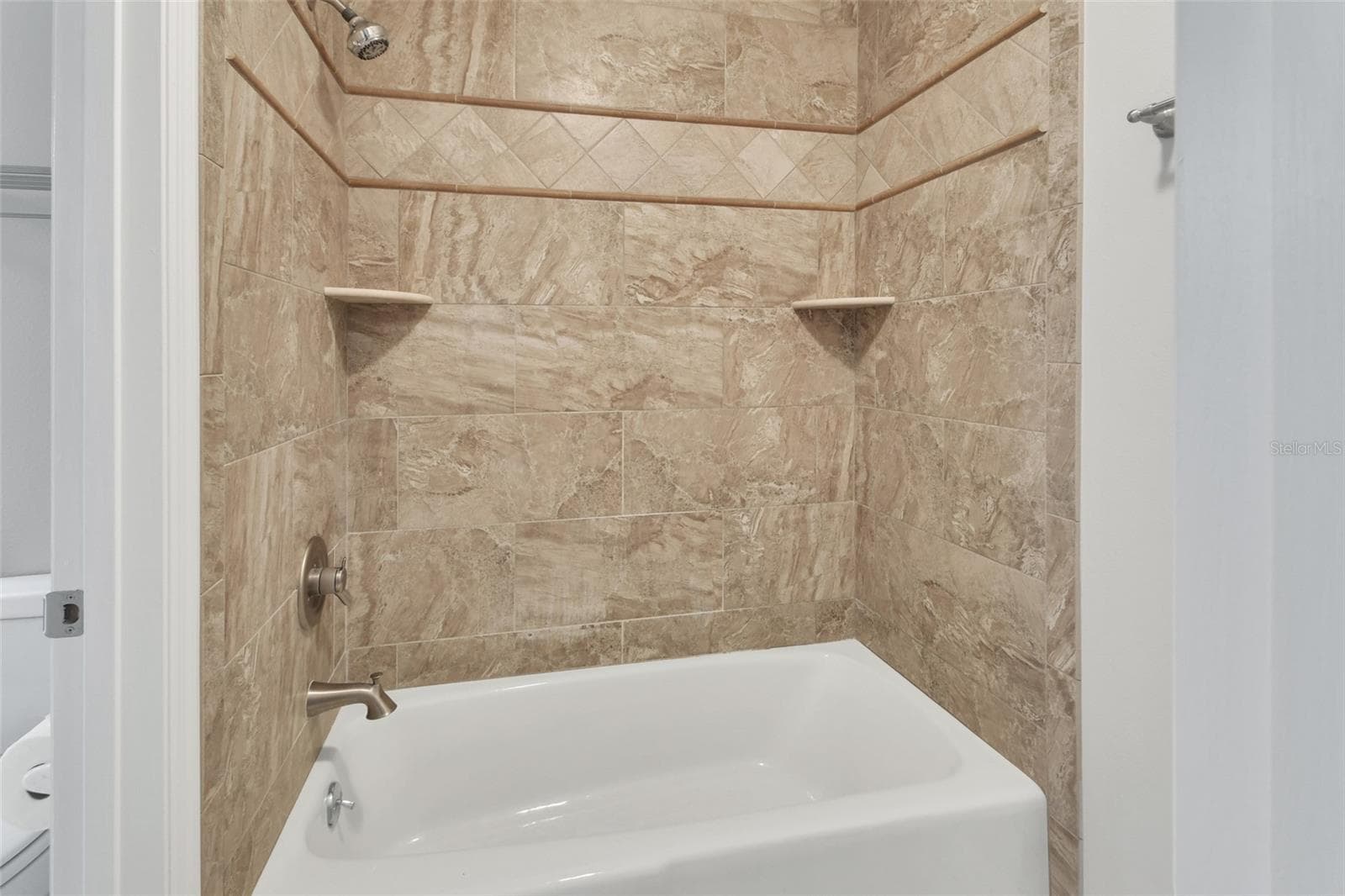 Bedroom 2 bathroom. - 2919 REVERE PL #2919, DELAND