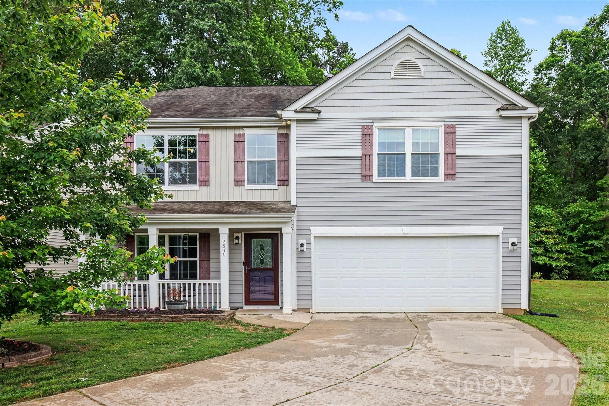 Single Family Residence at 2301 Reid Pointe Avenue, Fort Mill, photo 11 of 36