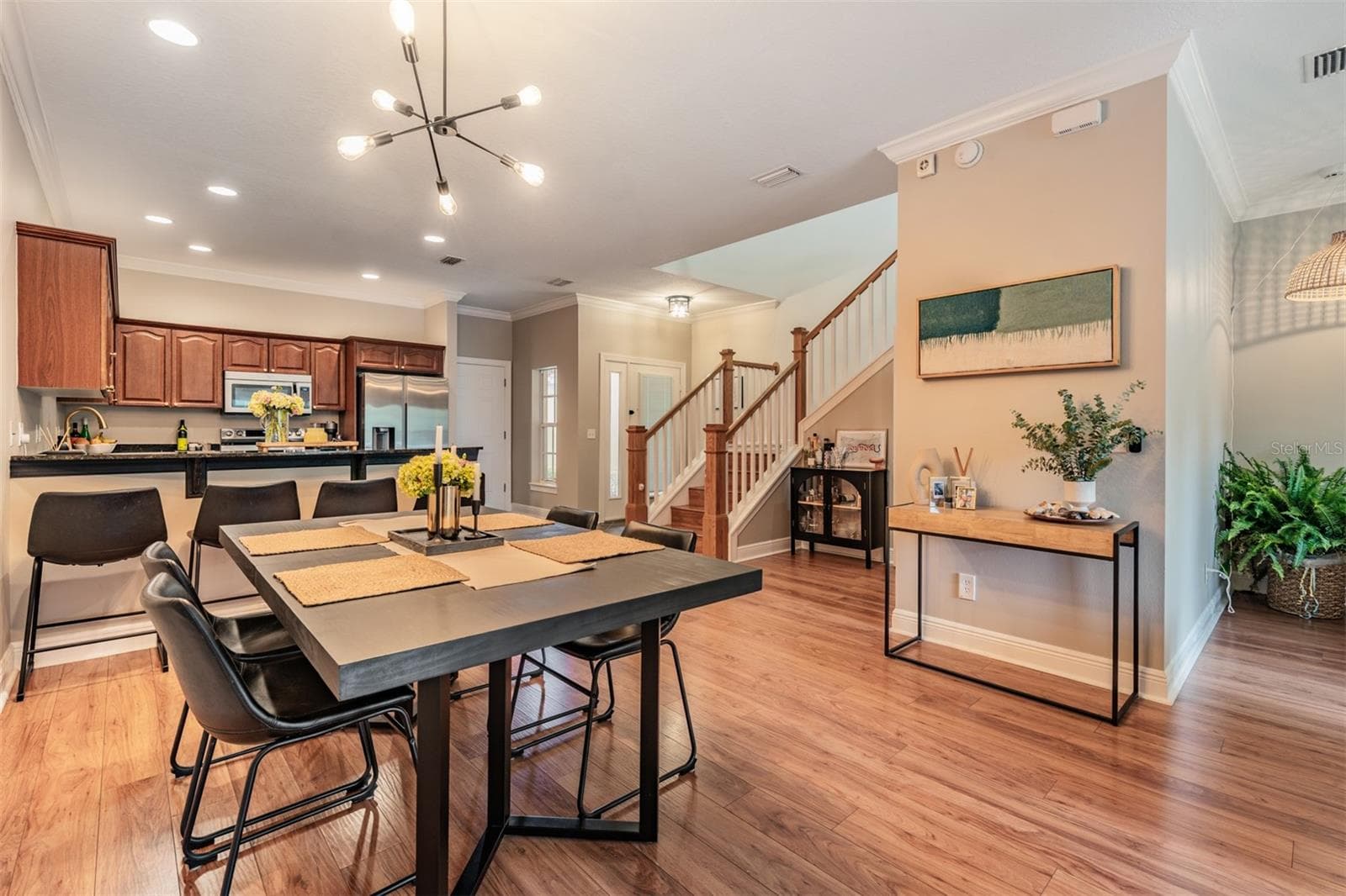 Townhouse at 415 BARCELONA DR, ST PETERSBURG, photo 10 of 38