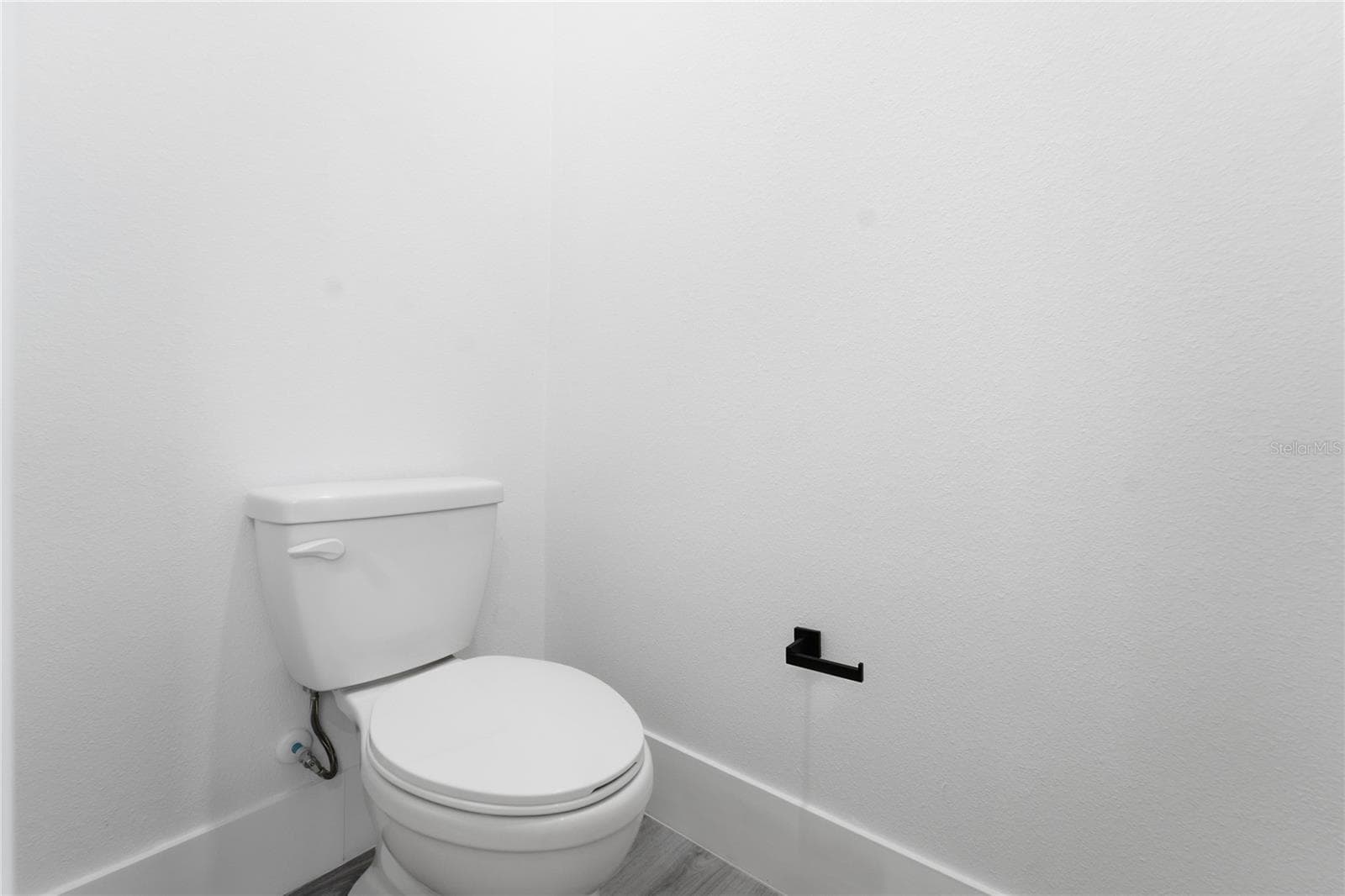 Single Family Residence at 226 E CALDWELL DR, DUNNELLON, photo 31 of 40