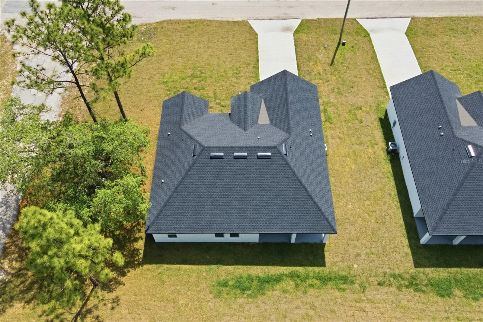 Single Family Residence at 226 E CALDWELL DR, DUNNELLON, photo 36 of 40
