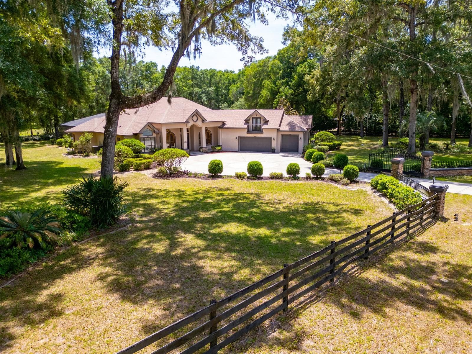 Single Family Residence at 1640 SE 91ST PL, OCALA, photo 7 of 75