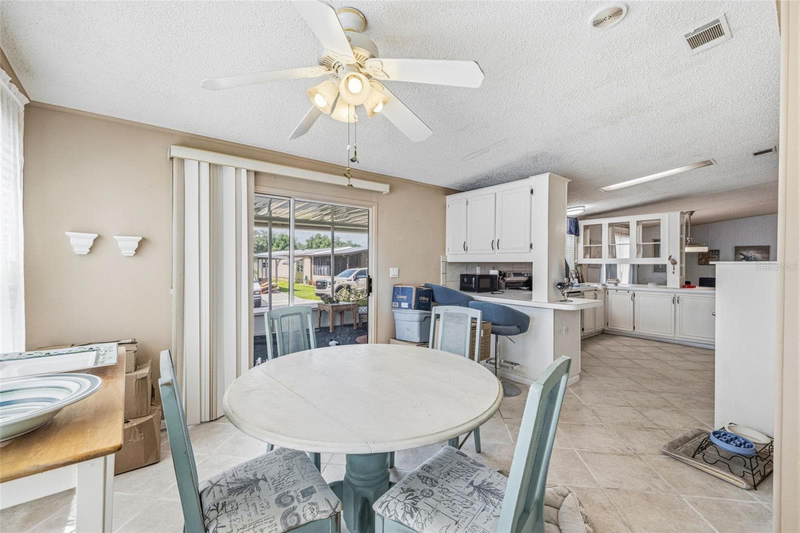 Manufactured Home at 3125 SHORT LEAF ST, WESLEY CHAPEL, photo 19 of 37