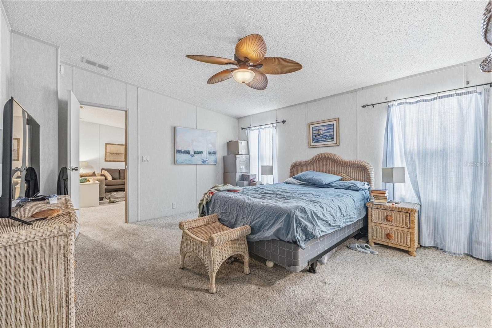 Manufactured Home at 3125 SHORT LEAF ST, WESLEY CHAPEL, photo 21 of 37